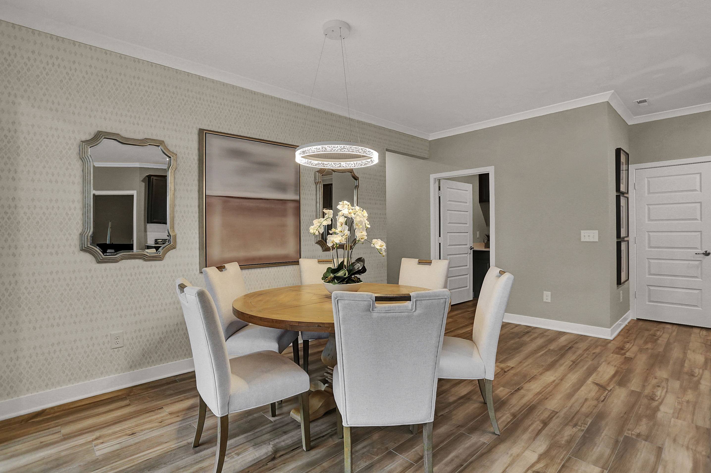 3094 Sharon Circle