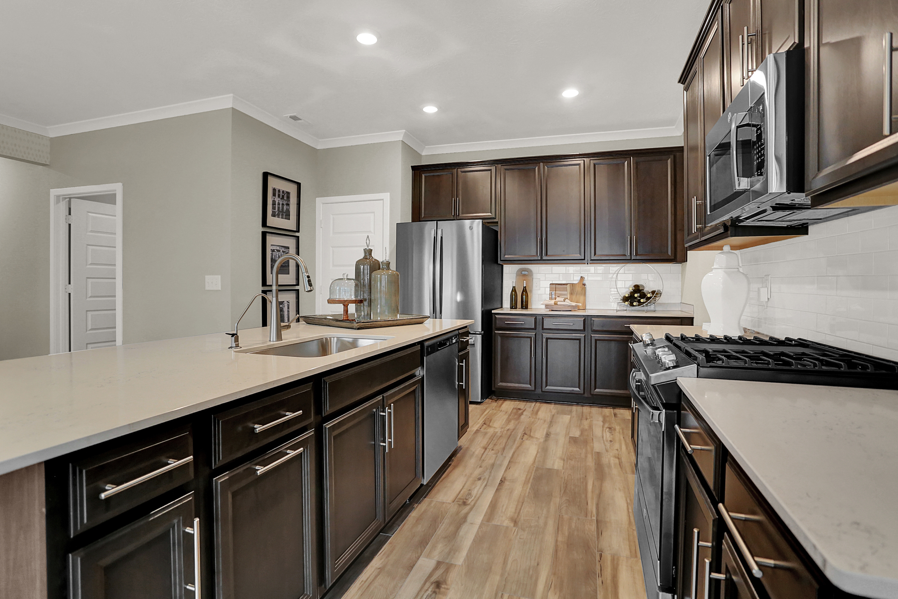 3094 Sharon Circle