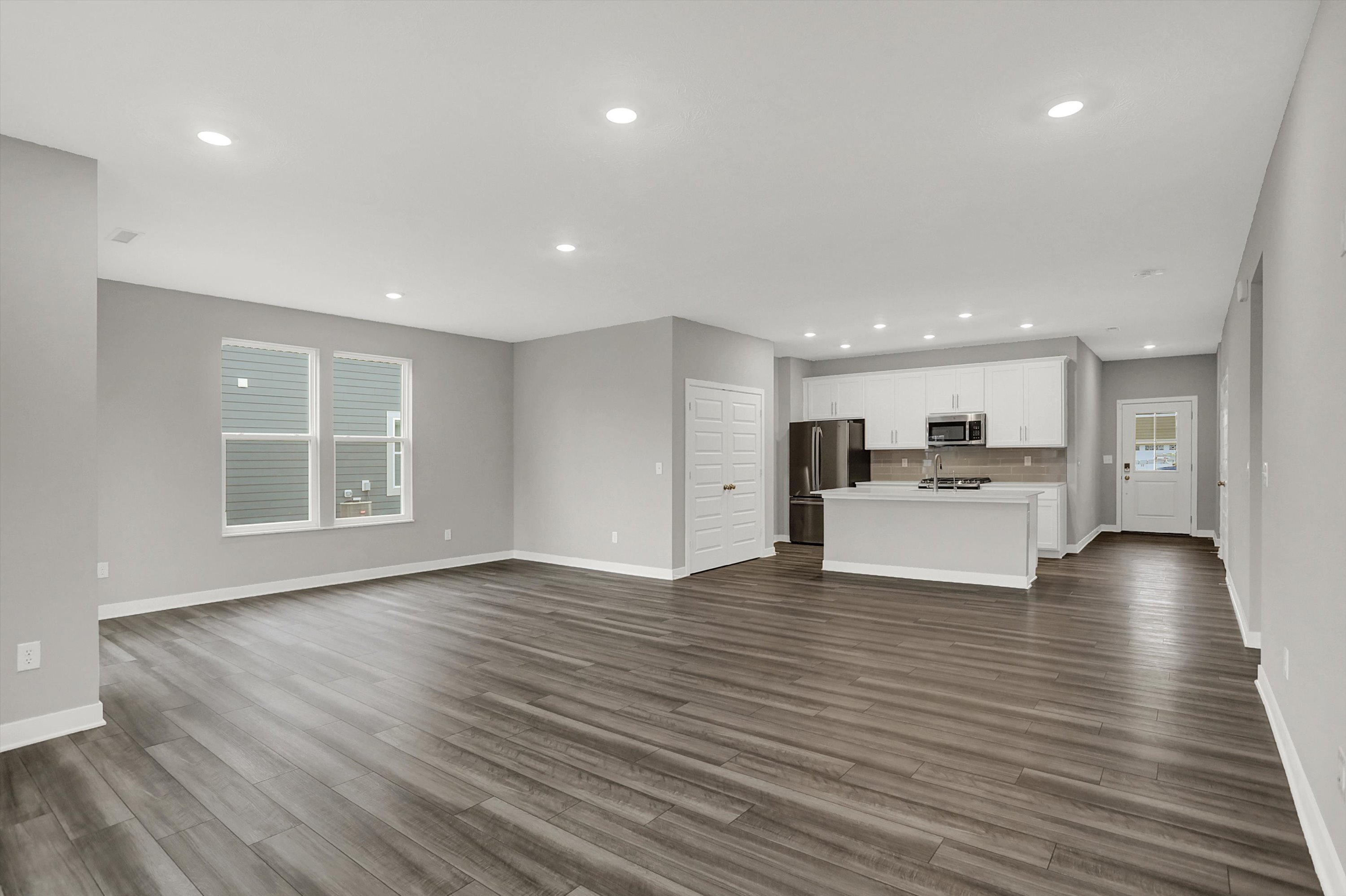 9690 Parkhurst Crossing