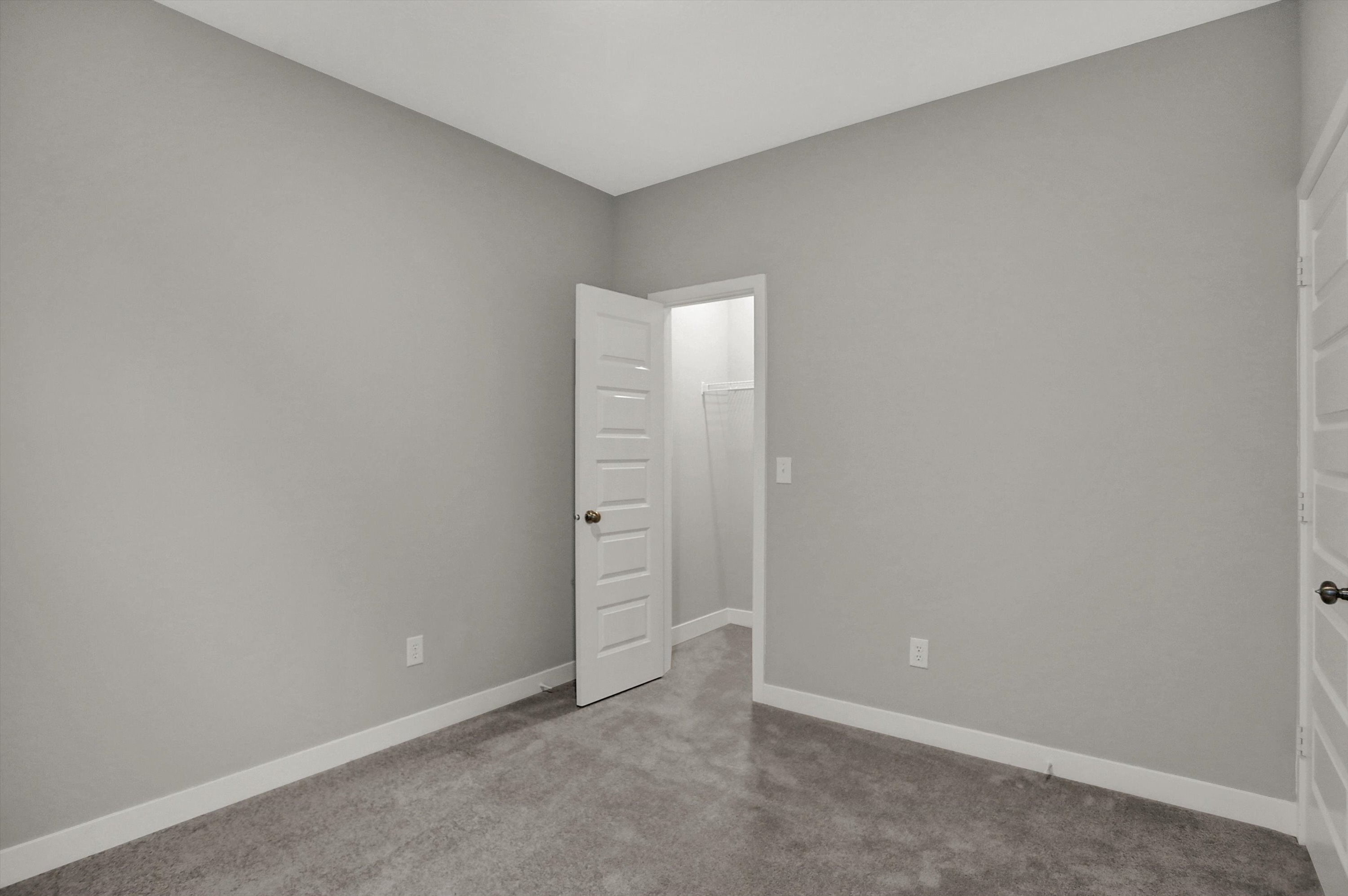 9690 Parkhurst Crossing