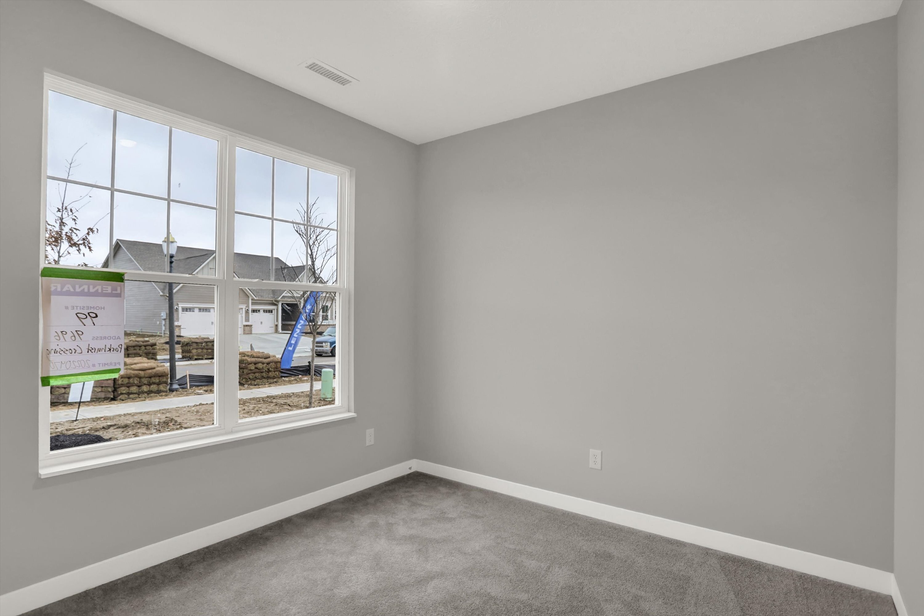 9696 Parkhurst Crossing