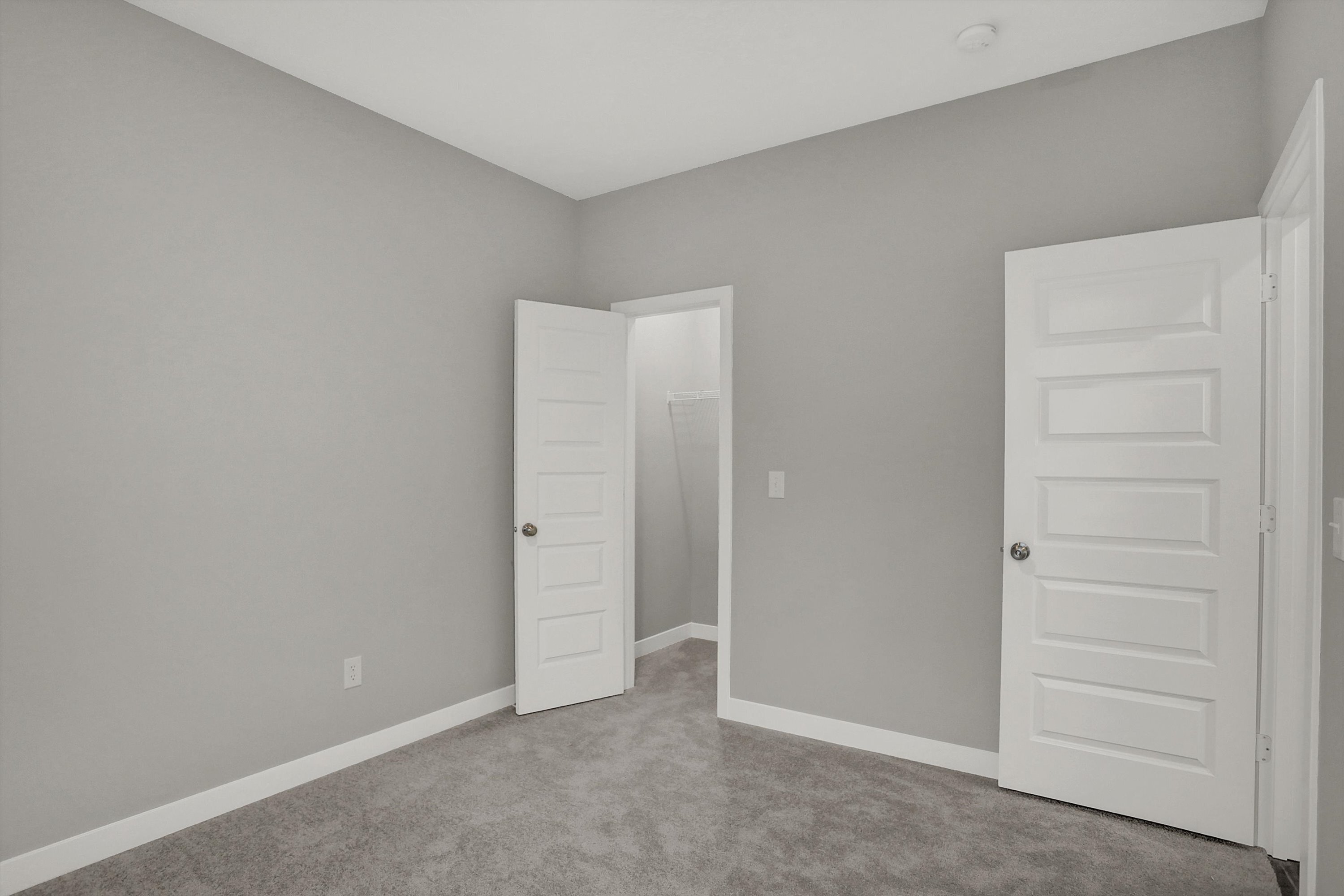9696 Parkhurst Crossing