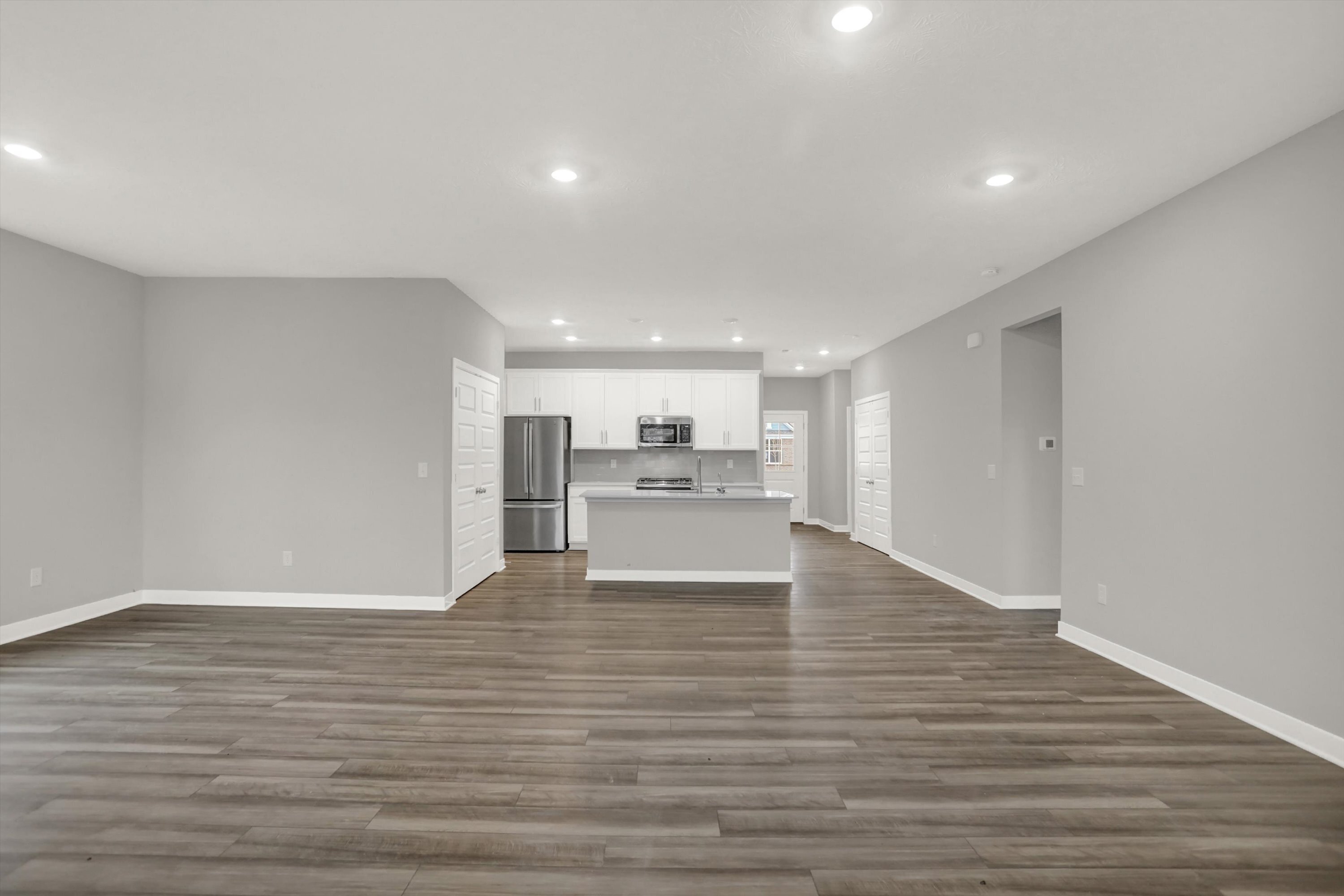 9696 Parkhurst Crossing