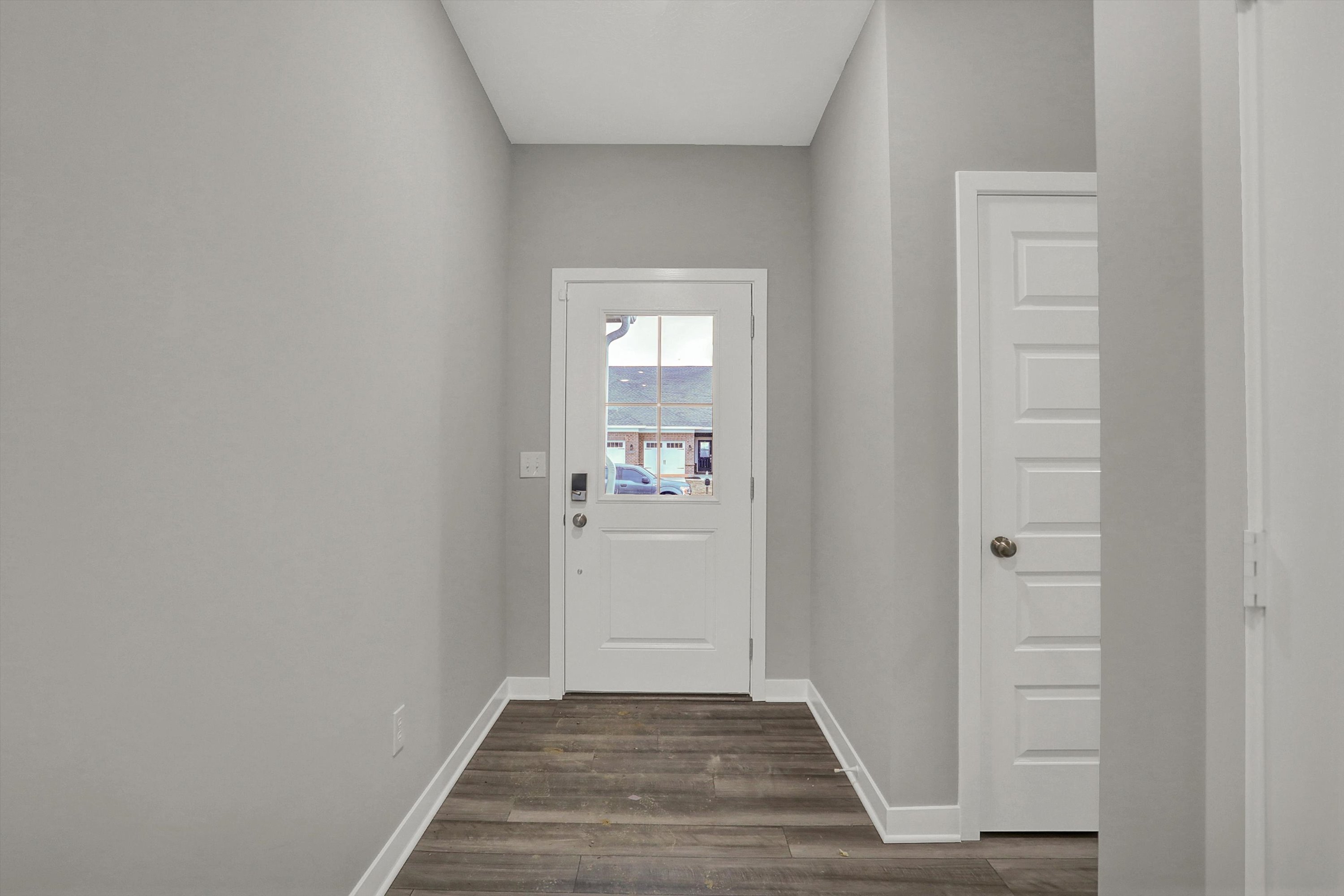 9696 Parkhurst Crossing