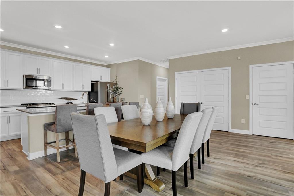 3102 Sharon Circle