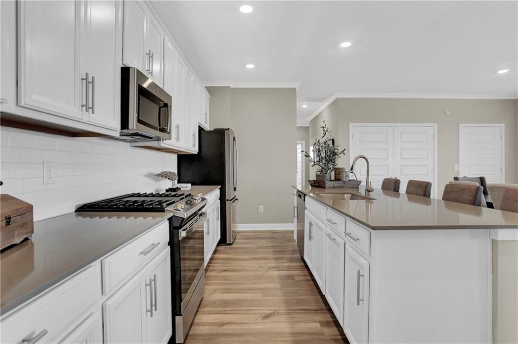 3102 Sharon Circle