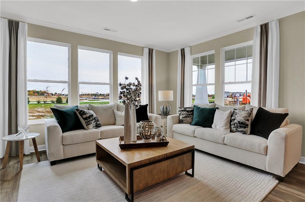 3102 Sharon Circle