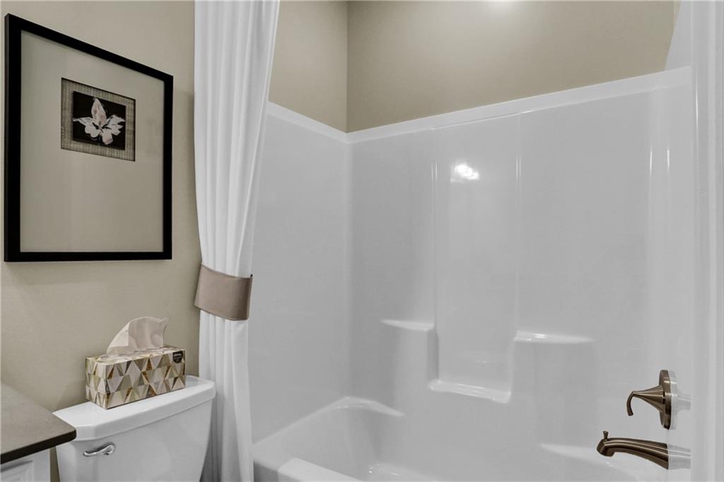 3102 Sharon Circle