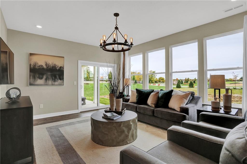 3102 Sharon Circle