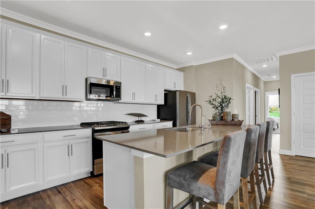 3102 Sharon Circle