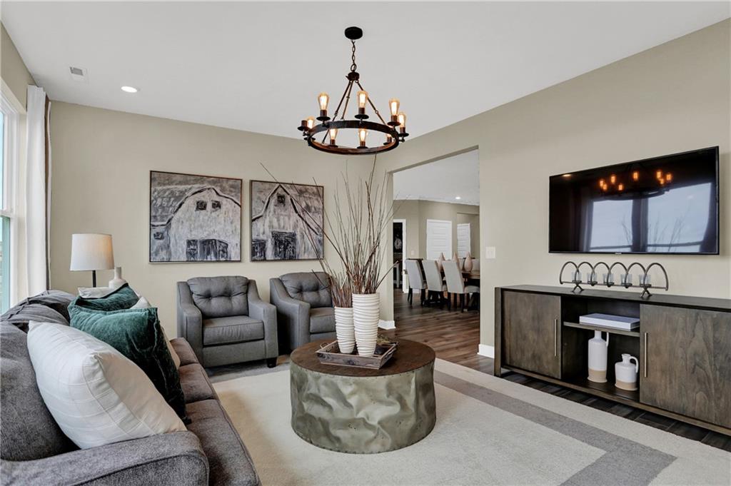 3102 Sharon Circle