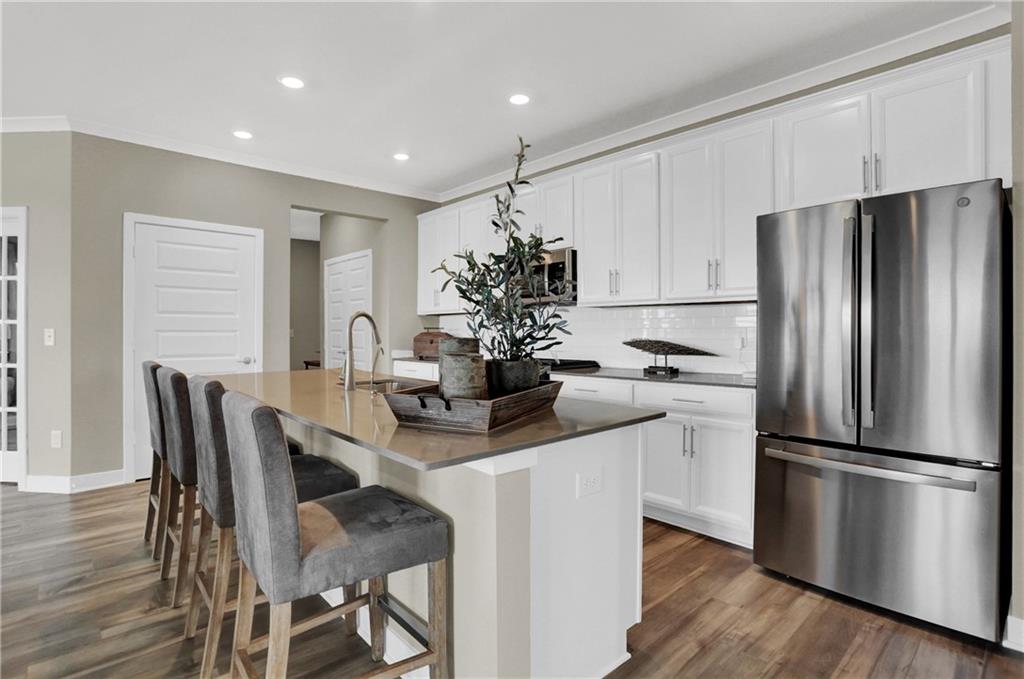 3102 Sharon Circle