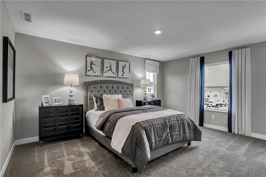 2216 S Quincy Drive