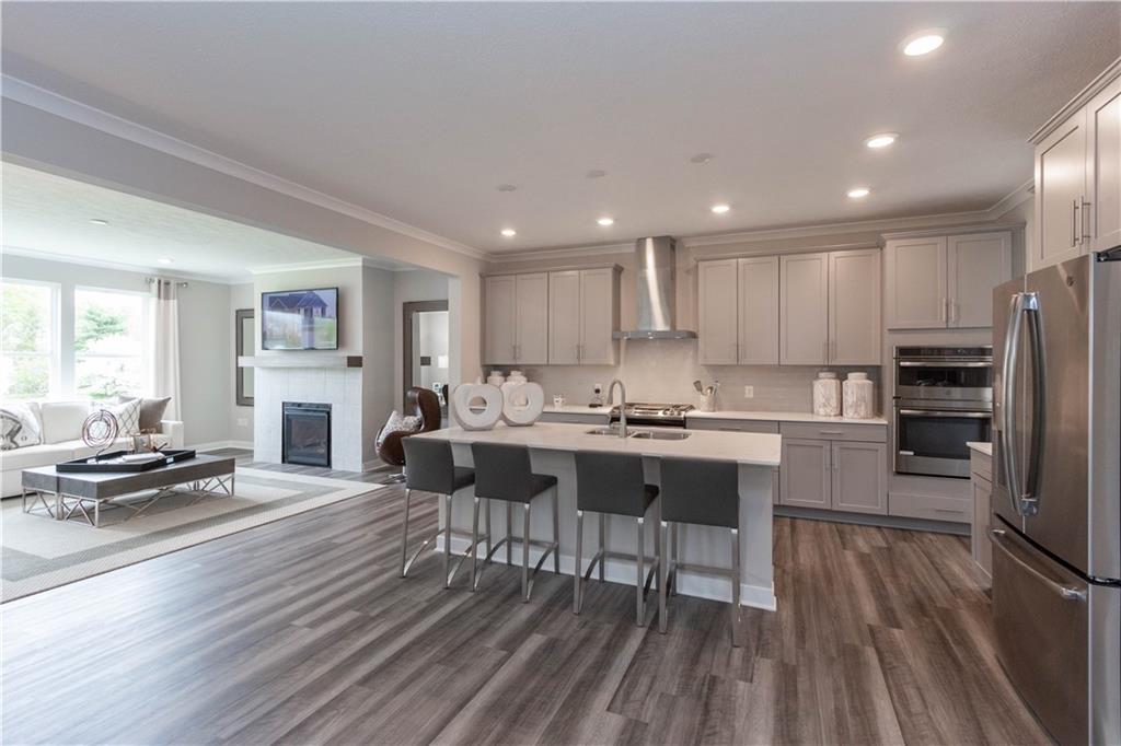 10279 Dryden Court