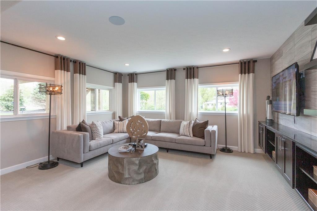 10279 Dryden Court