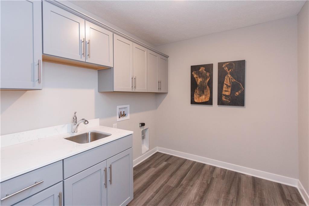 10279 Dryden Court