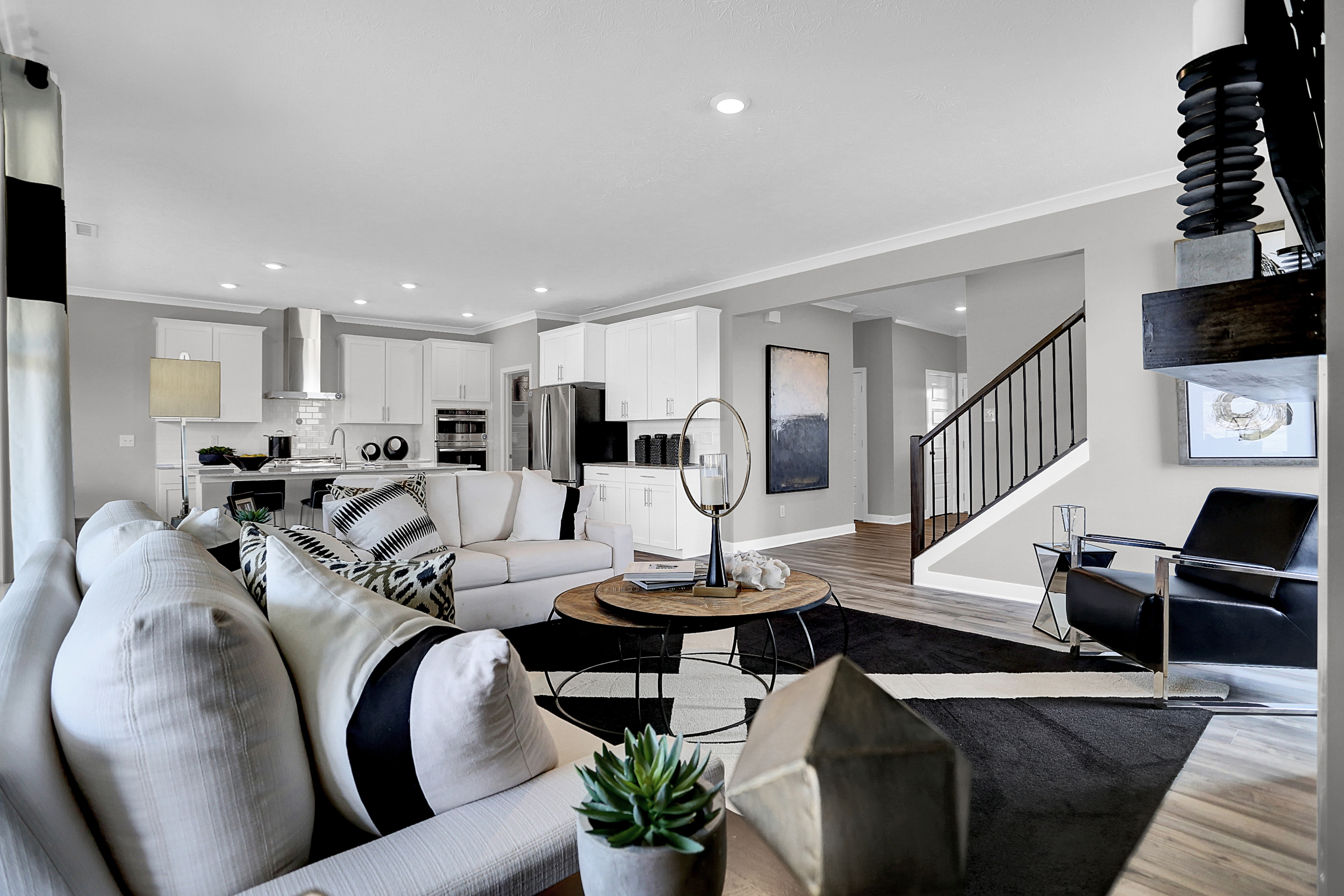 914 Edmonds Place
