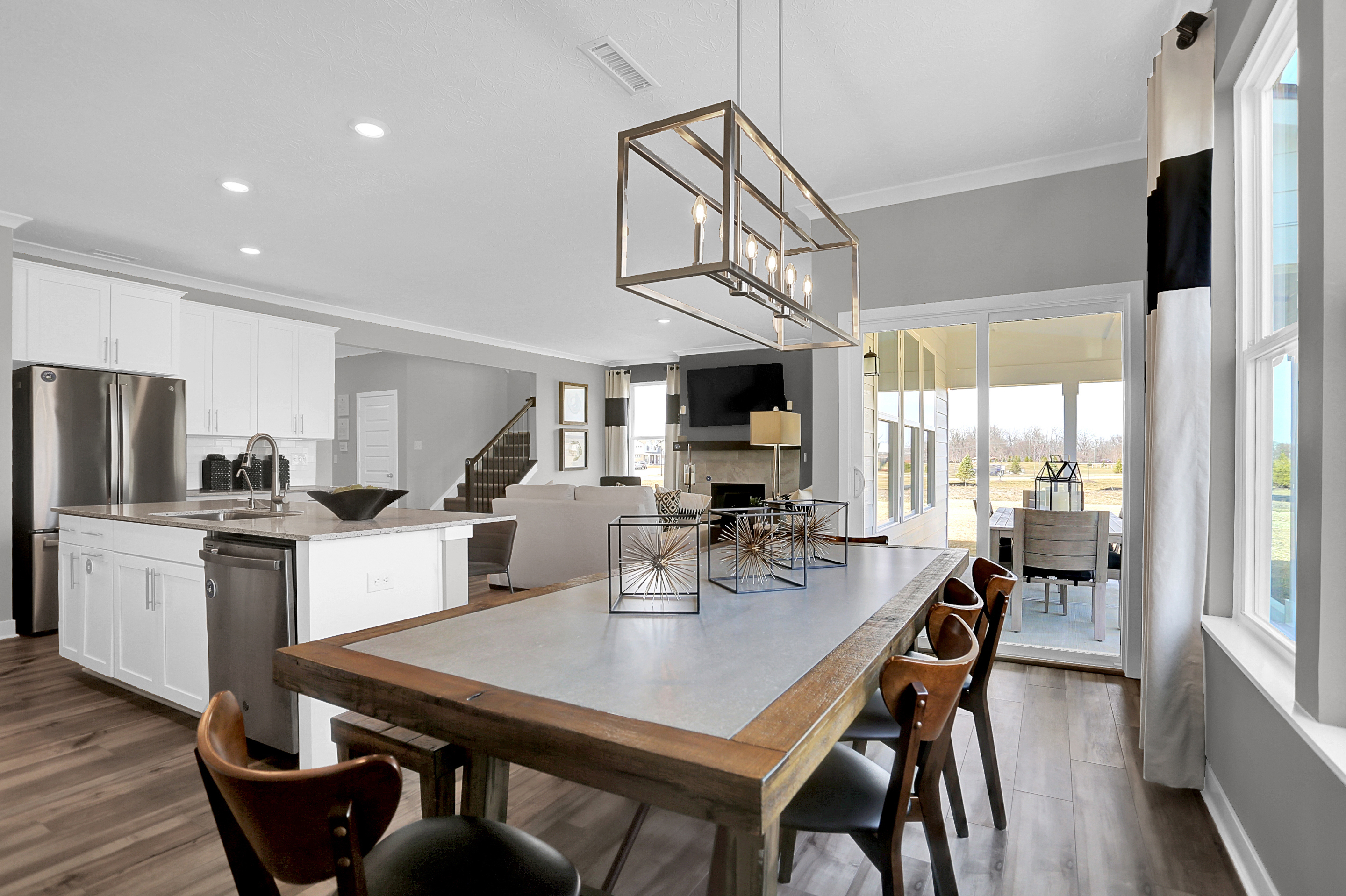 914 Edmonds Place