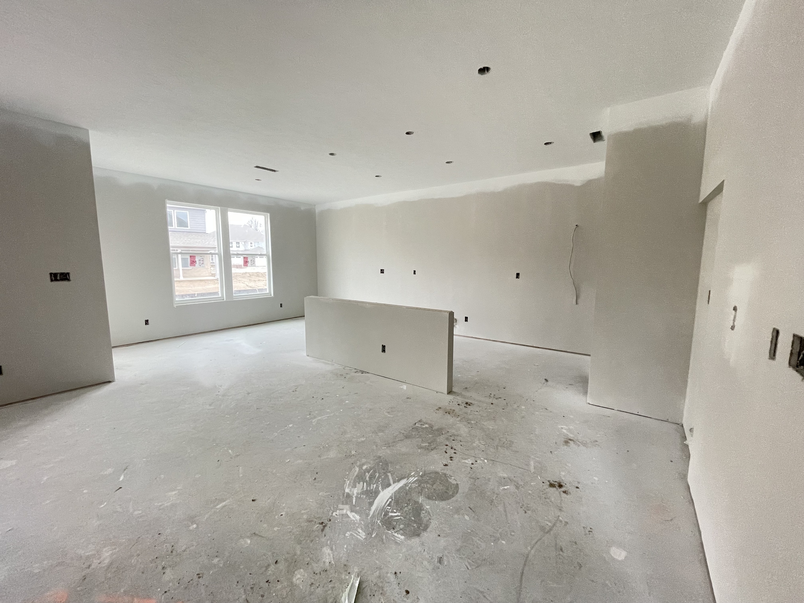 914 Edmonds Place
