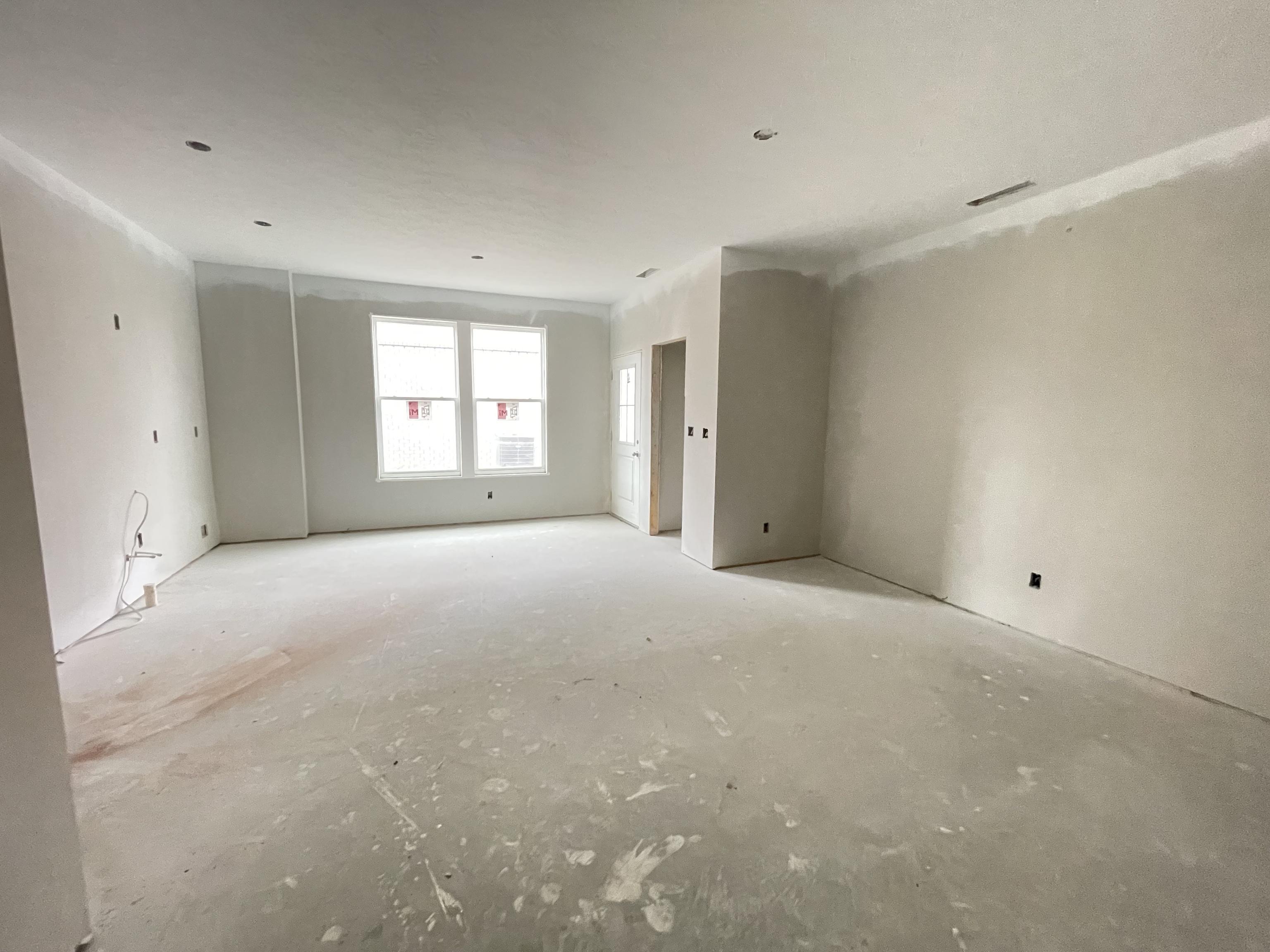 914 Edmonds Place