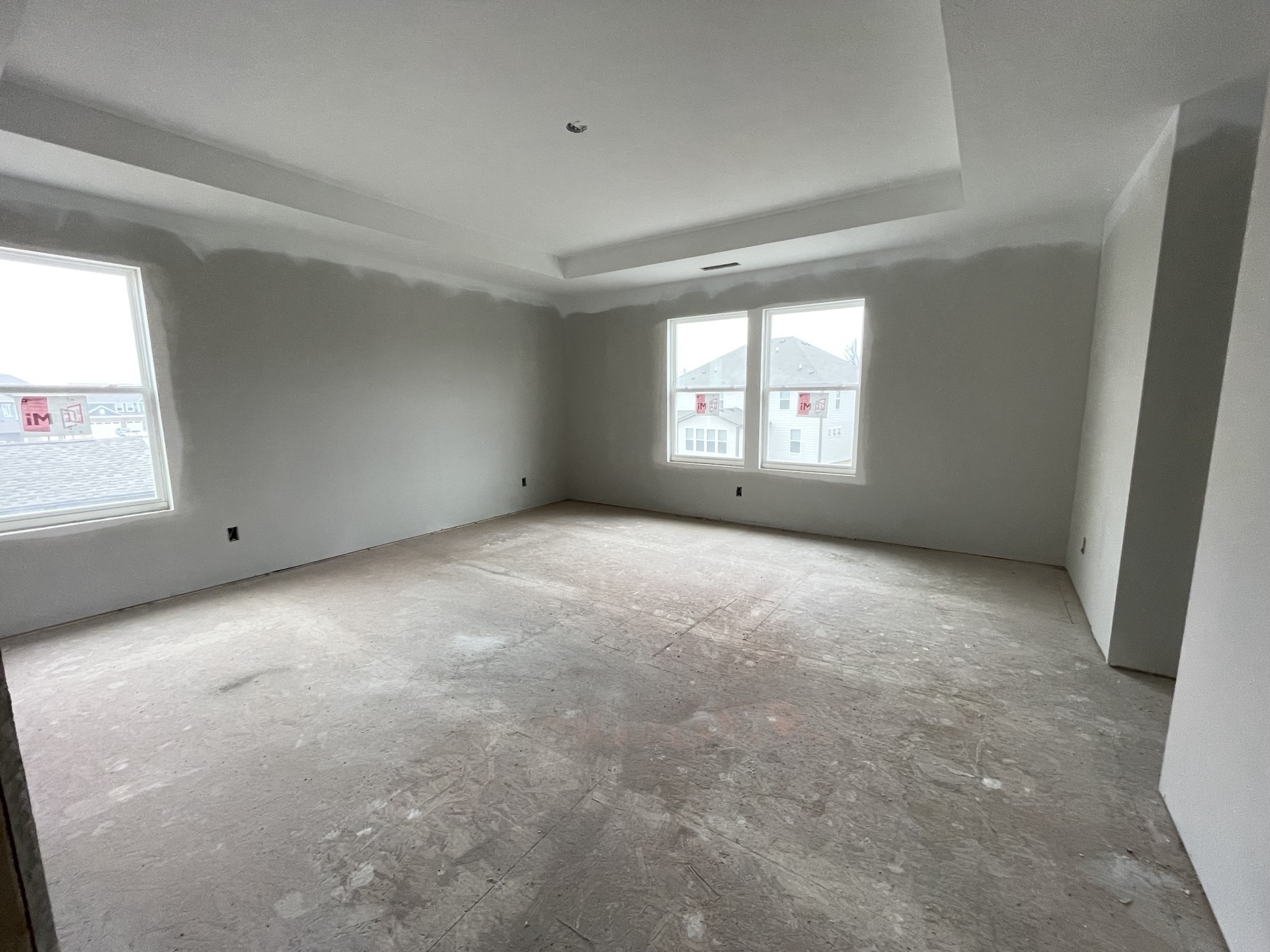 914 Edmonds Place