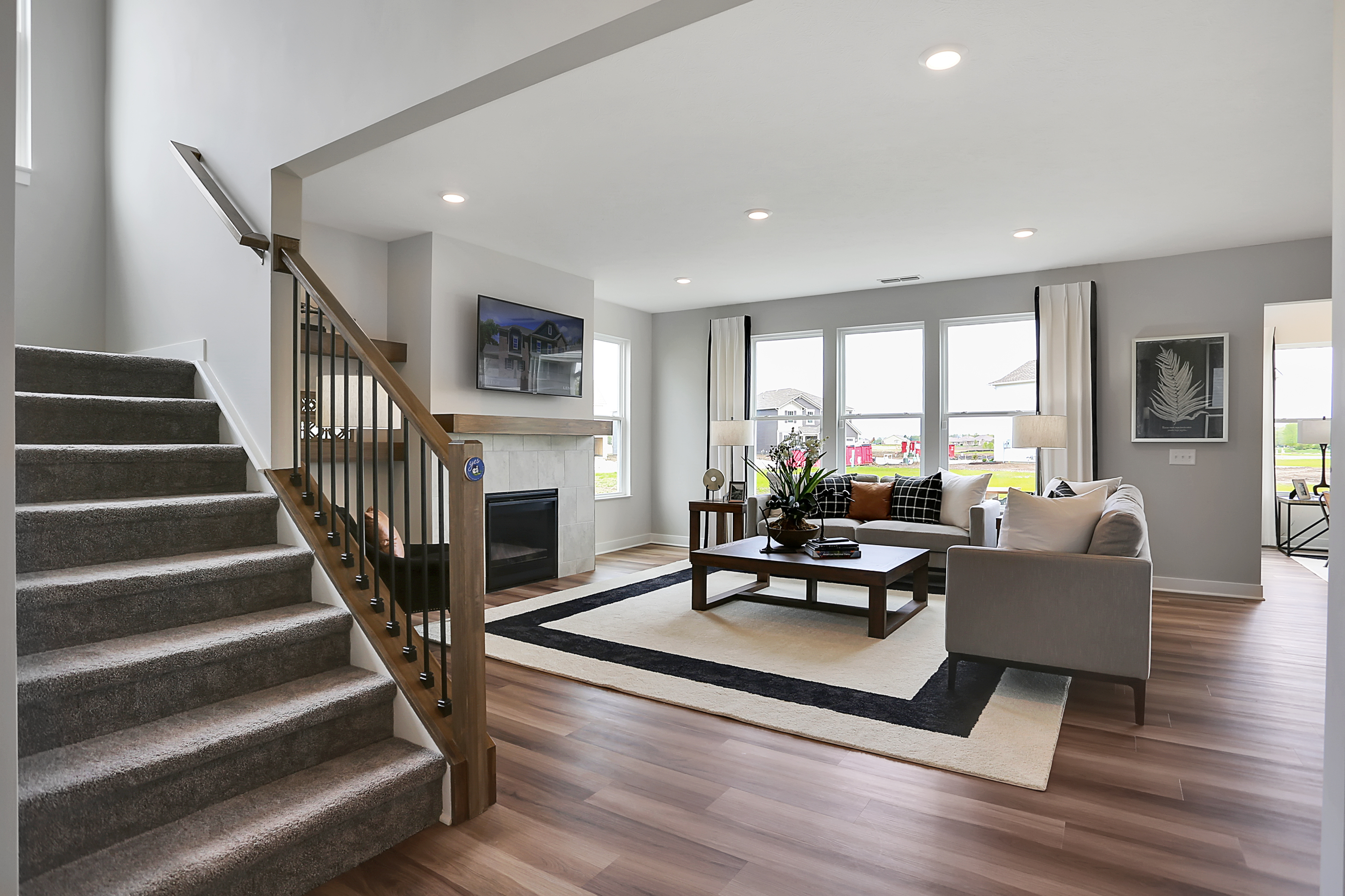 8758 LESTER Place