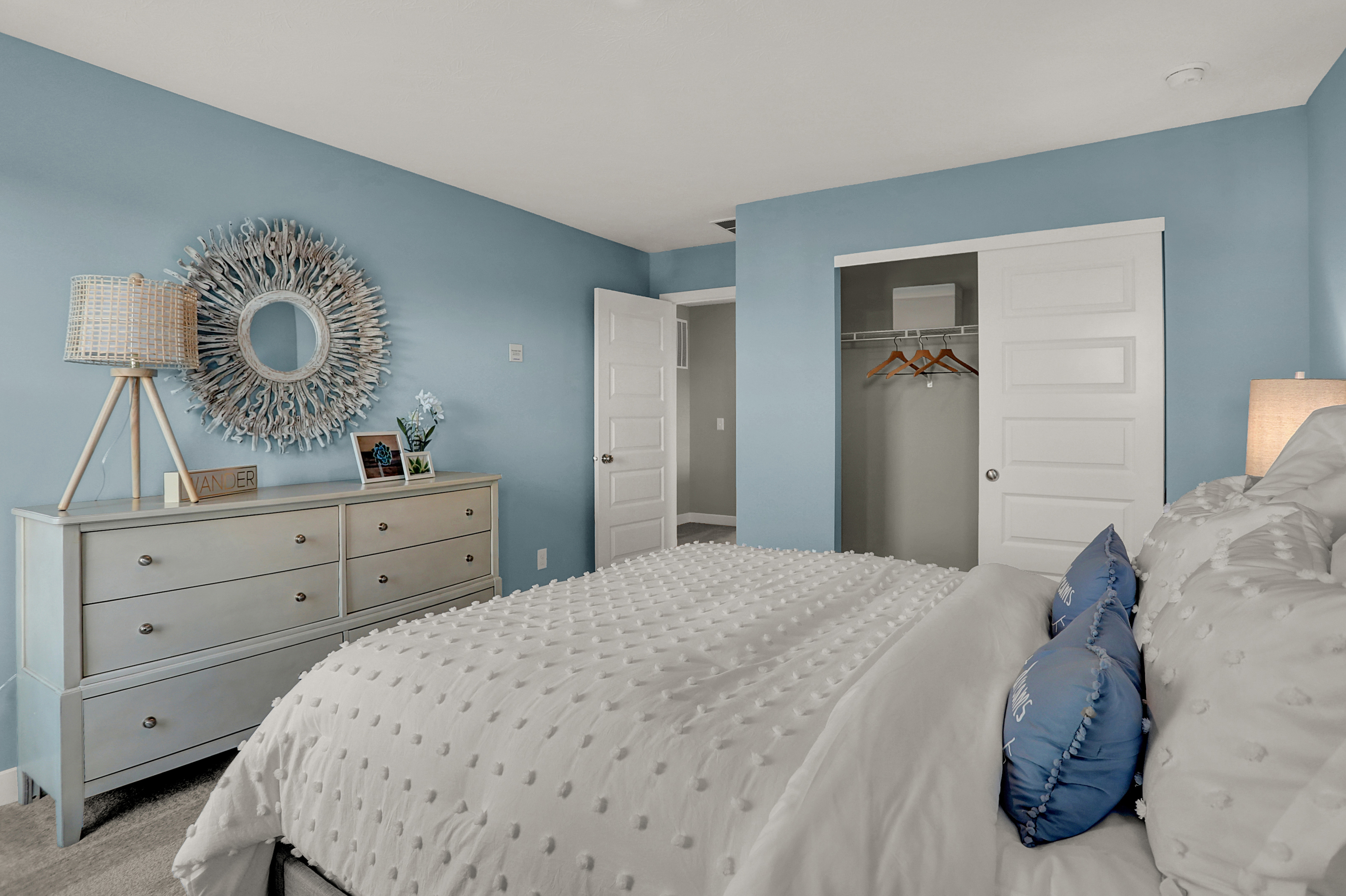 7 Lively Place
