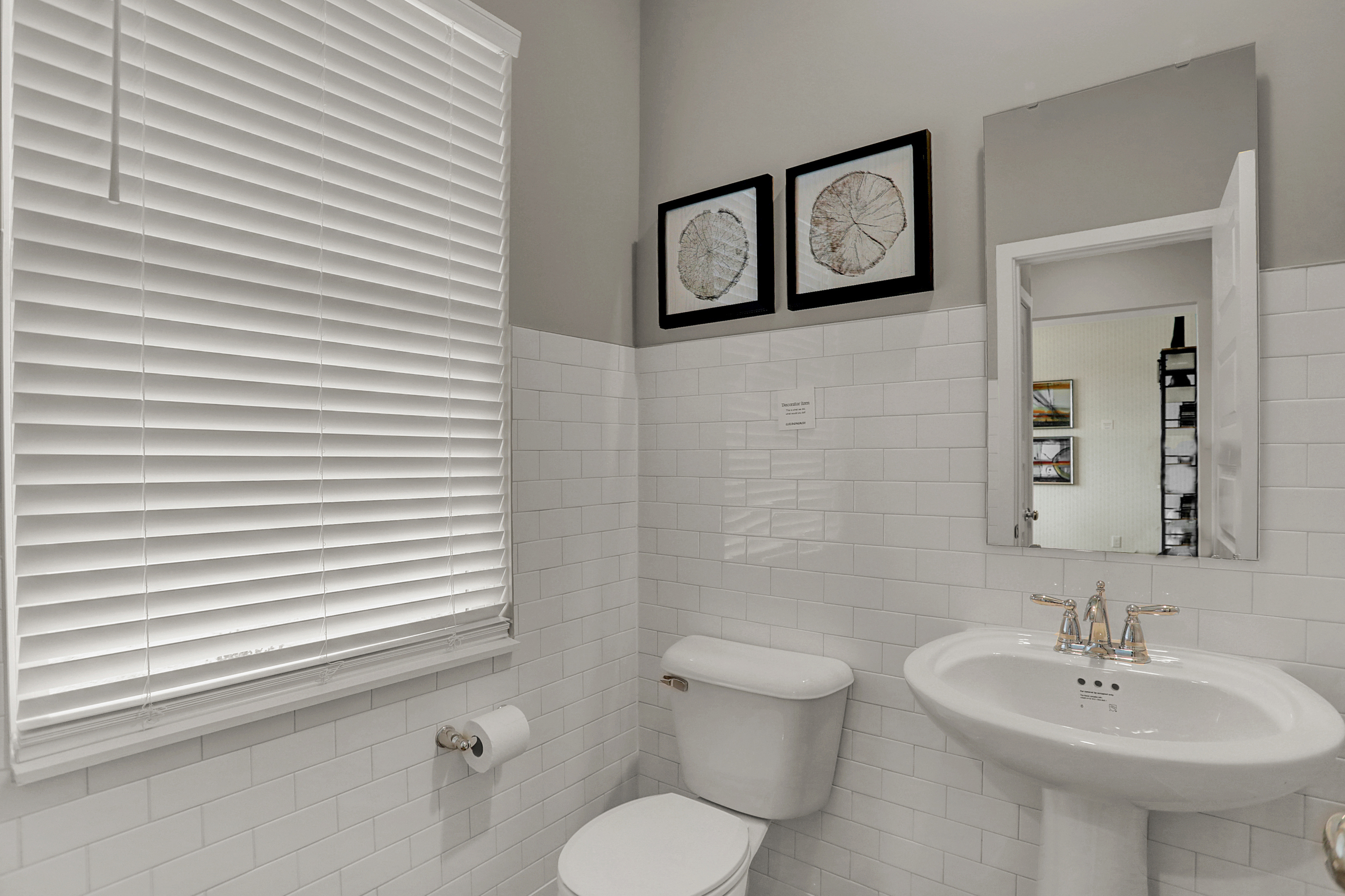 7290 Governor's Row North