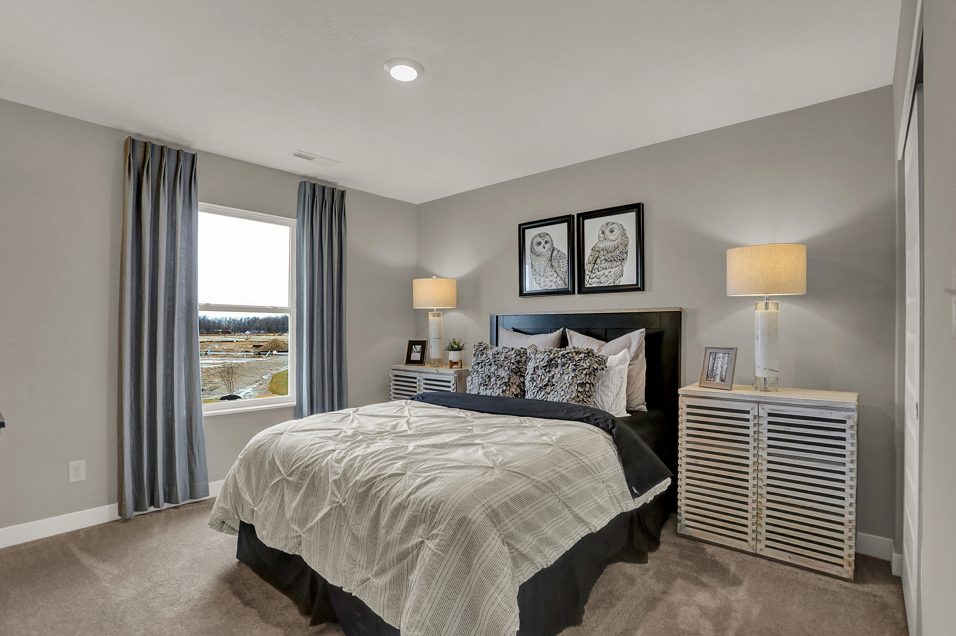 7290 Governor's Row North