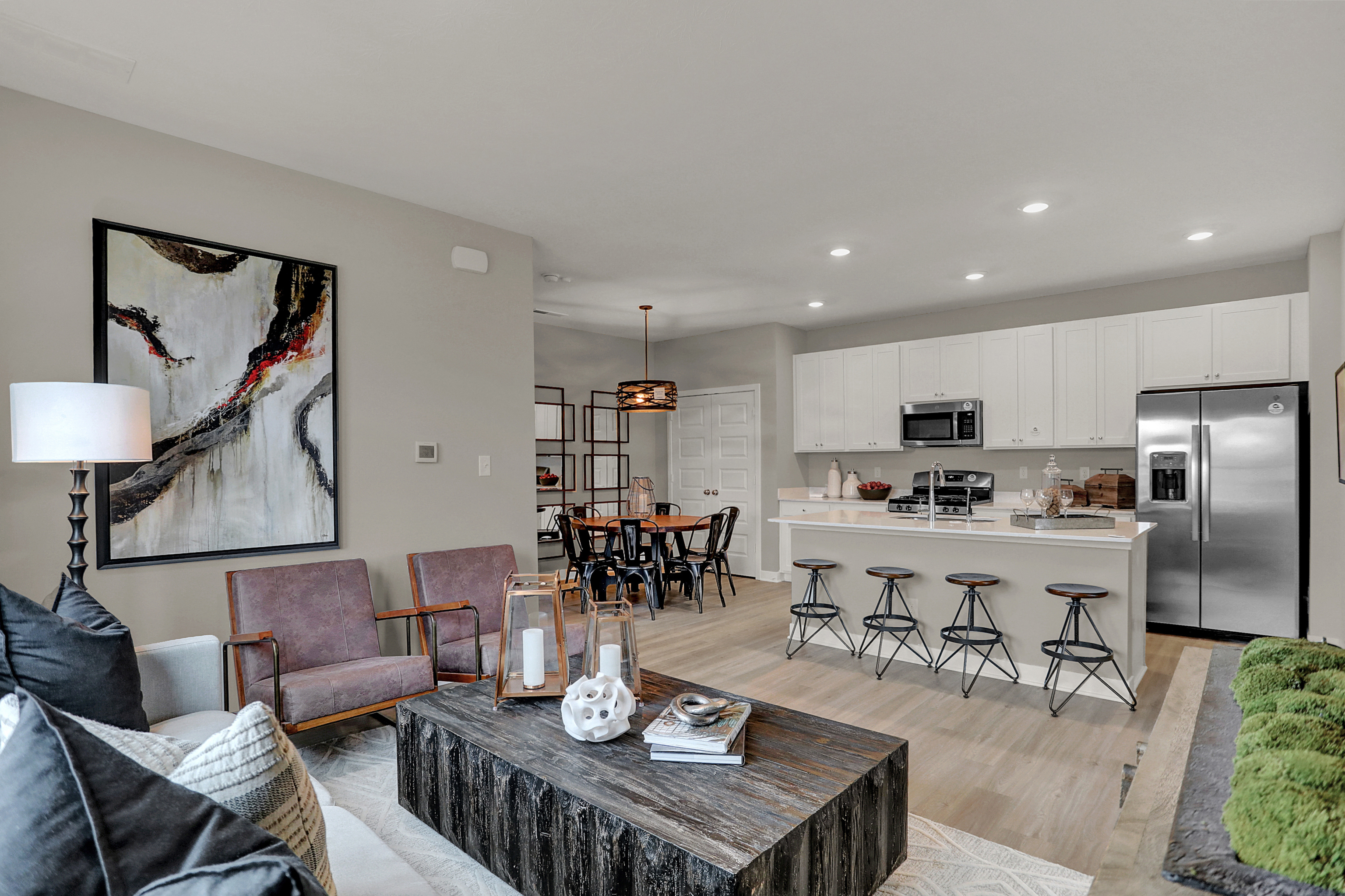 7290 Governor's Row North