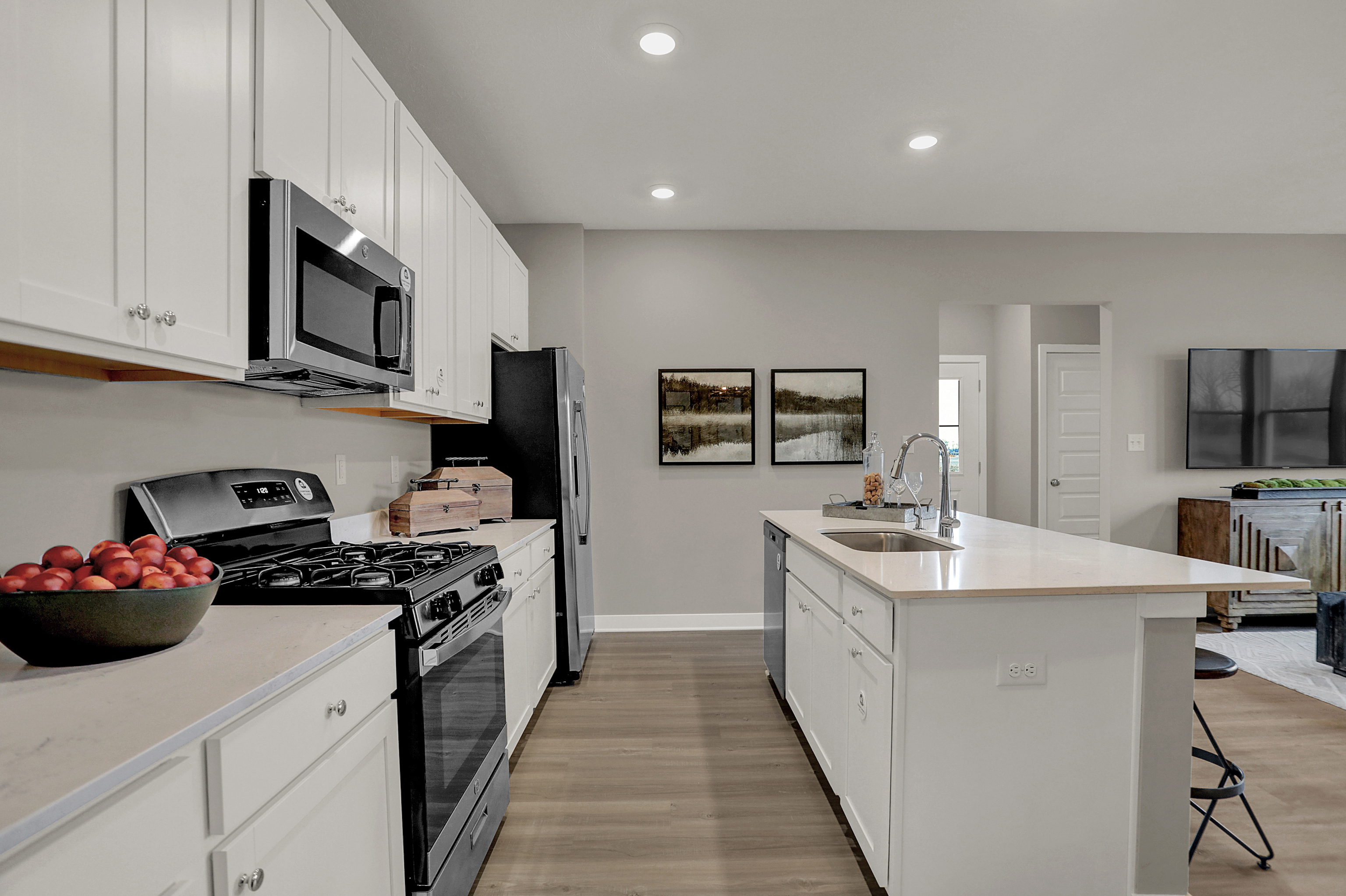 7290 Governor's Row North