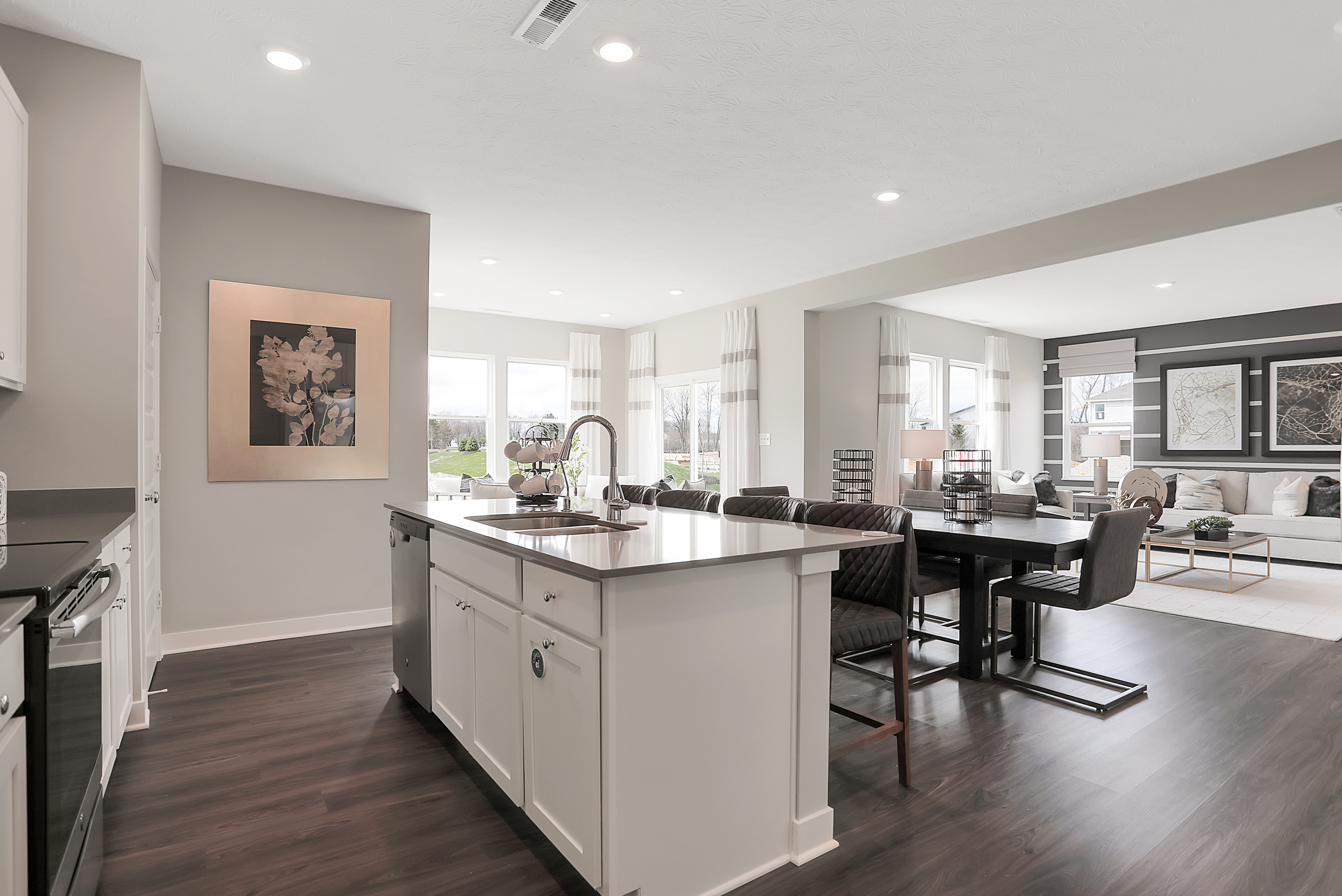 5377 Oak Knoll Drive