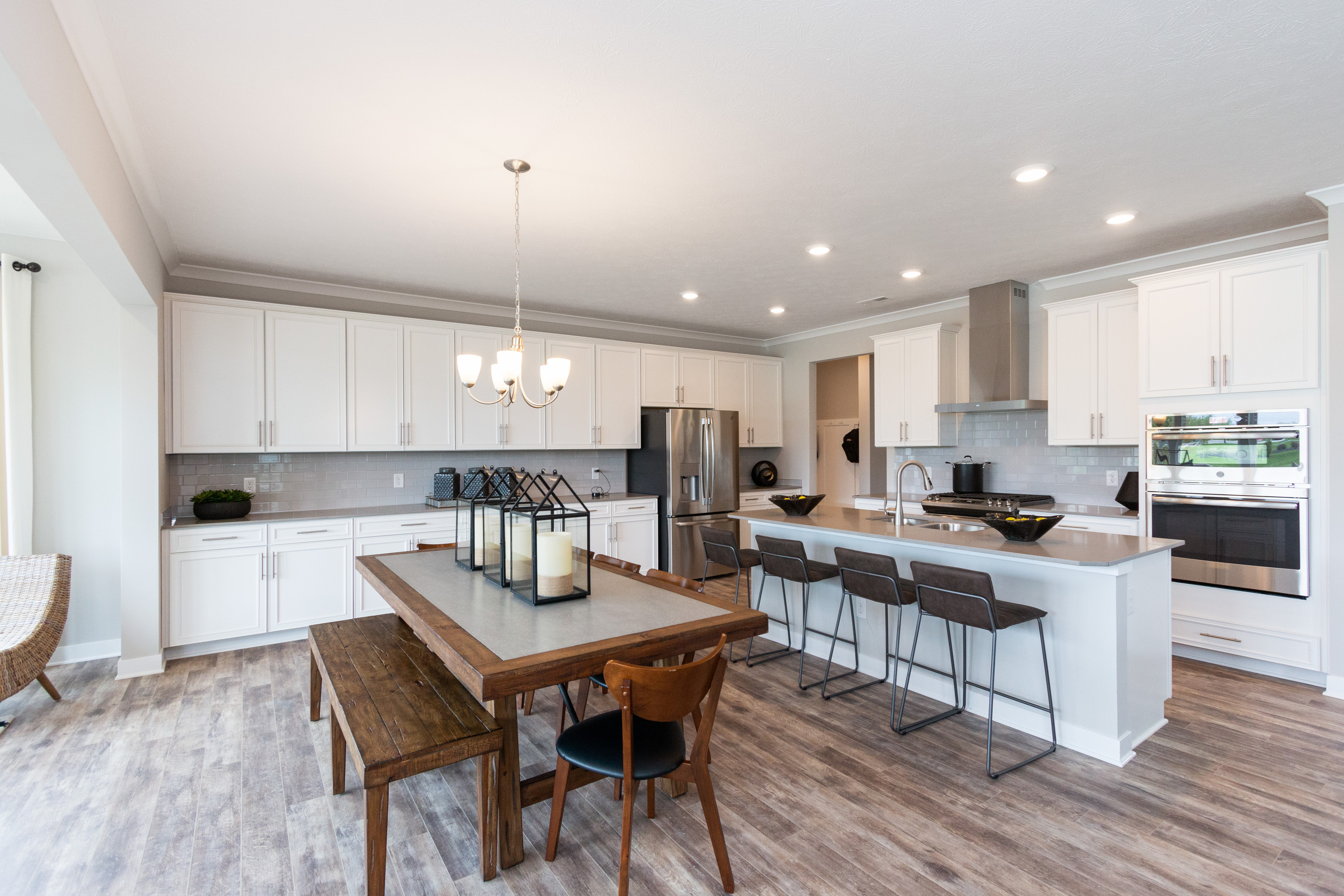 3593 Tipperlin Road