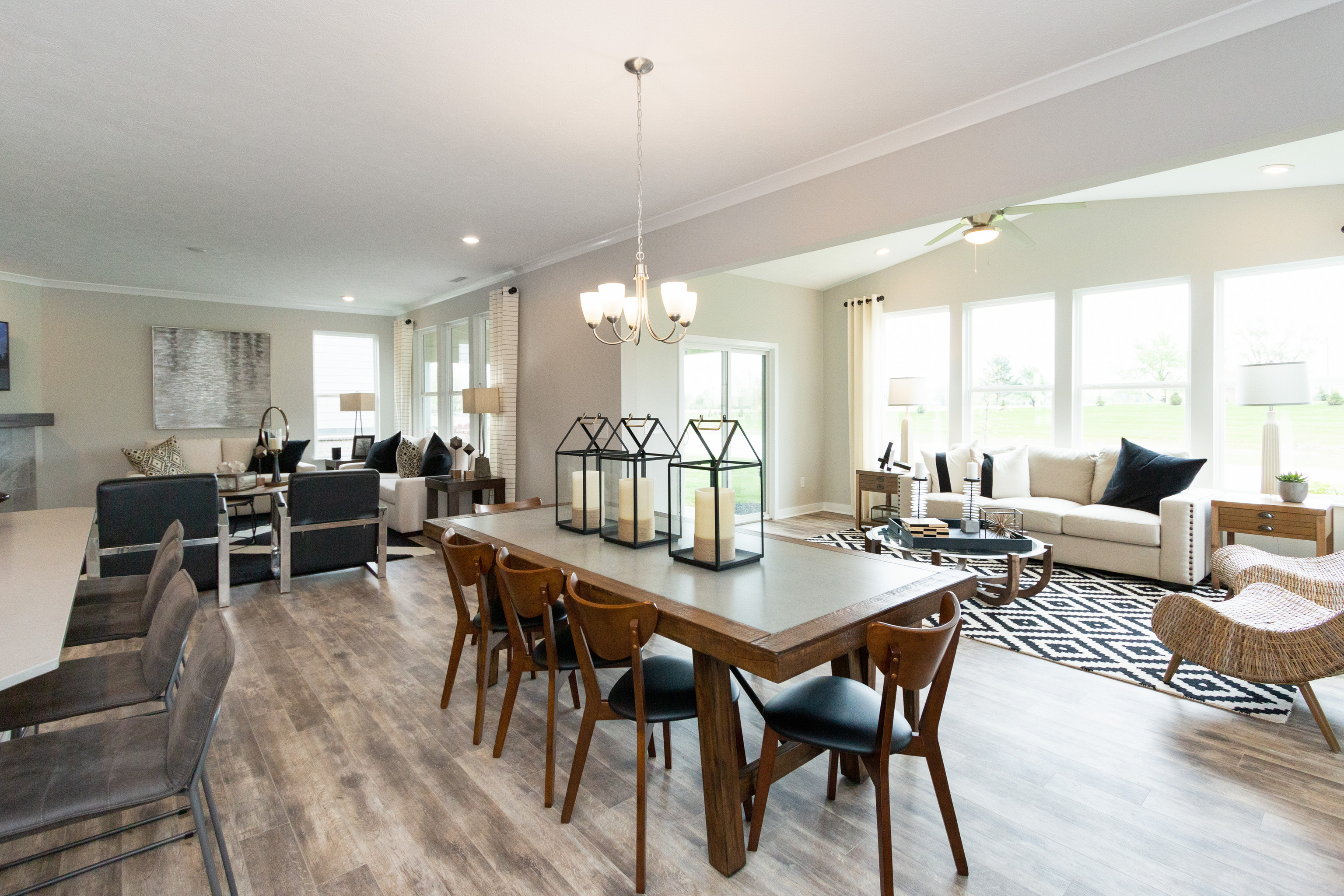 3593 Tipperlin Road