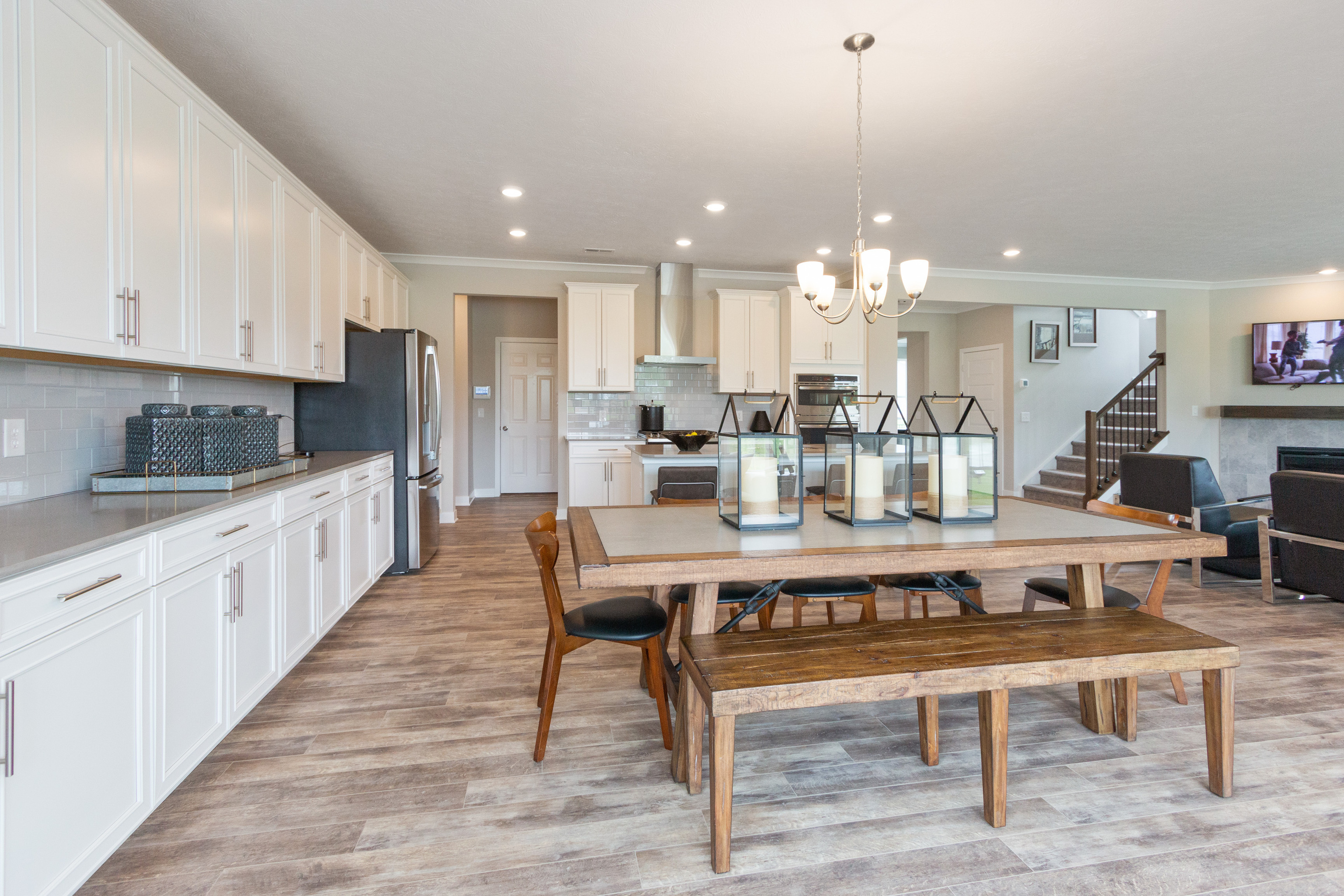 3593 Tipperlin Road