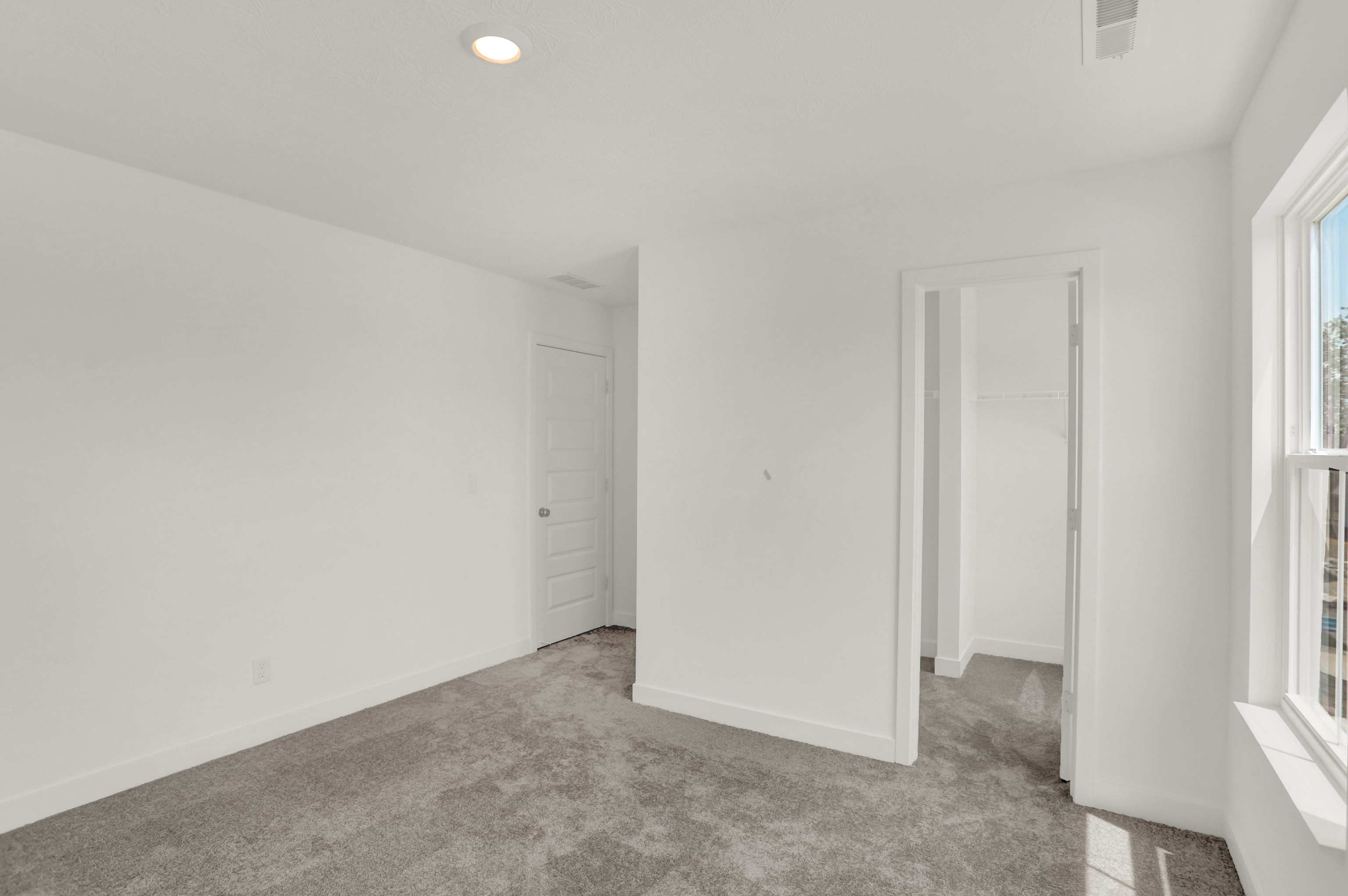 3542 Tipperlin Road
