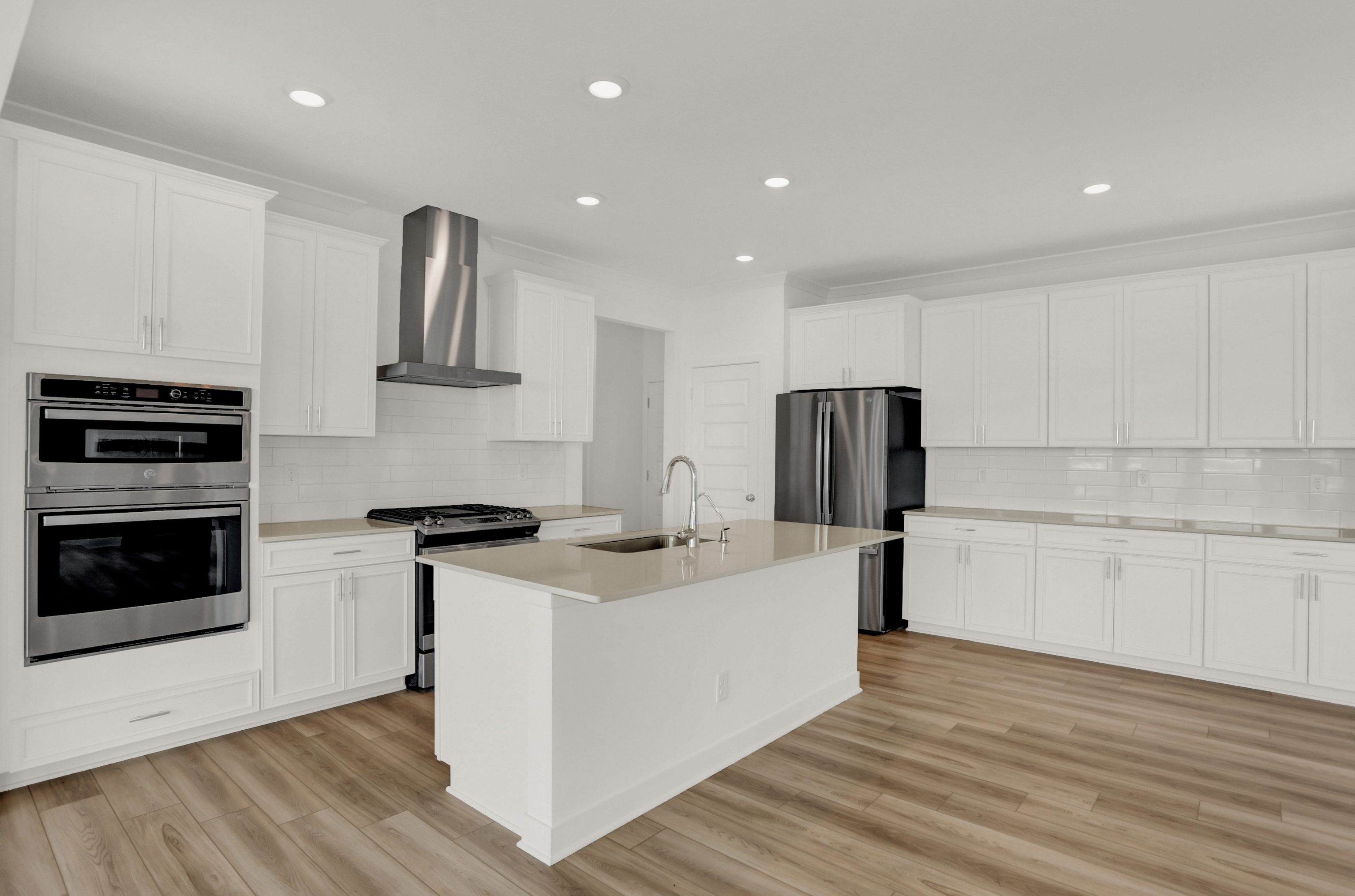 3542 Tipperlin Road