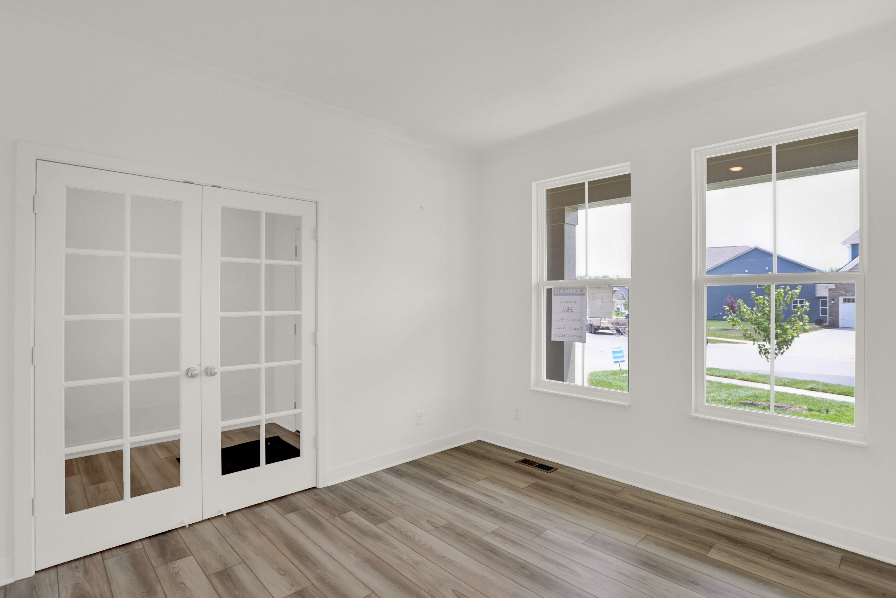 3542 Tipperlin Road