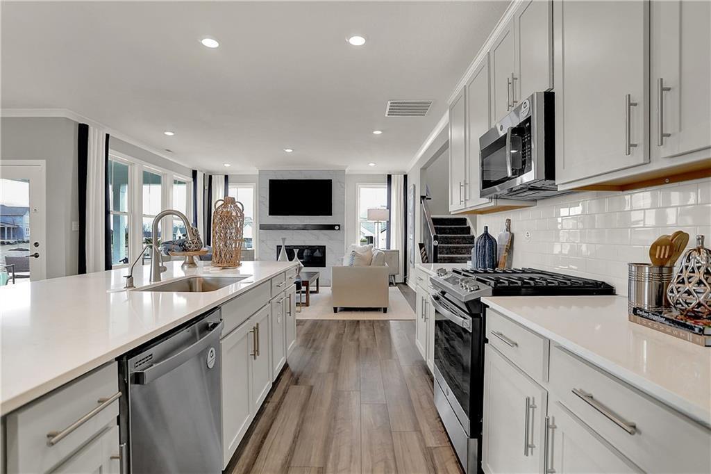 2062 W 171st Street