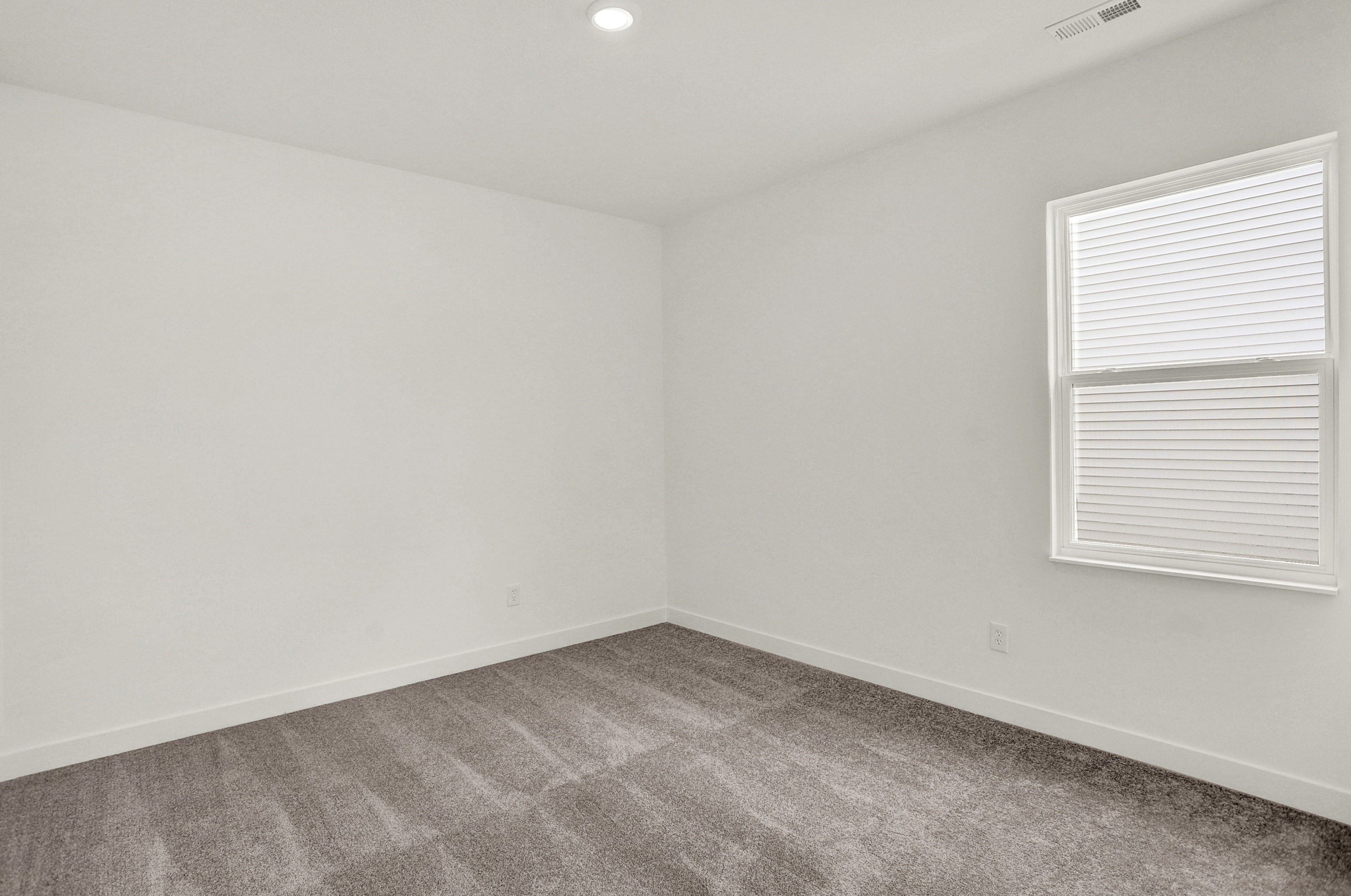 1027 Holmdale Drive