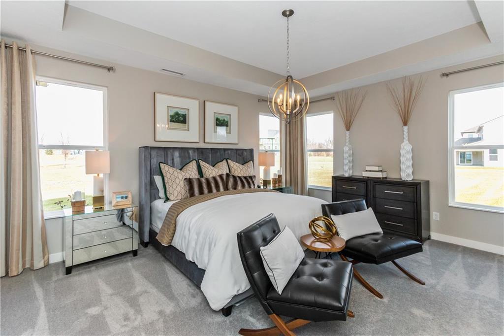 9719 Holborn Avenue