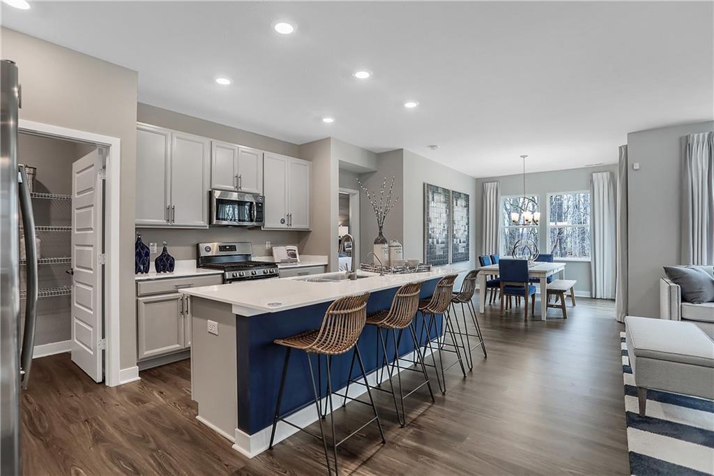 738 Harley Lane
