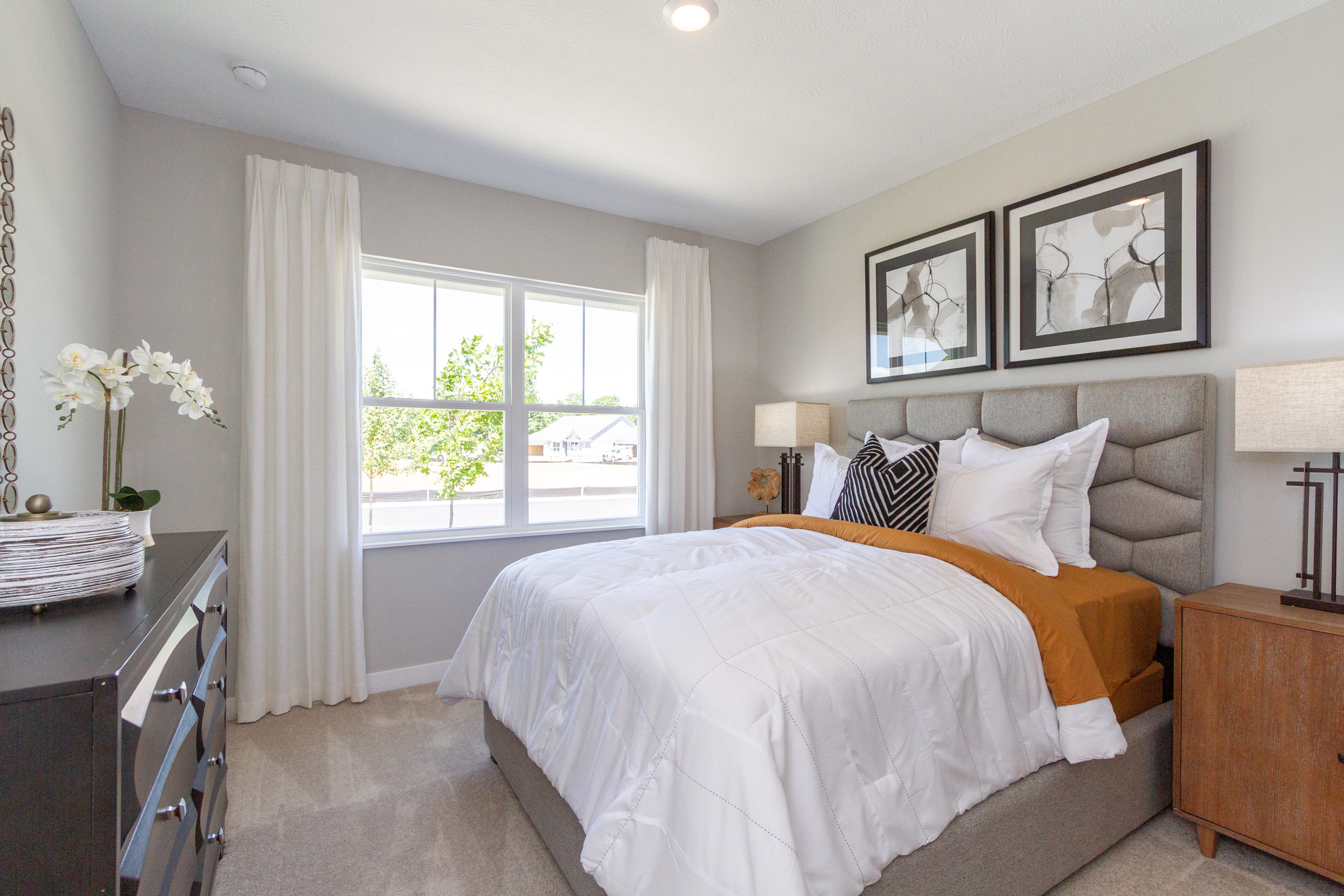 1209 Beverly Place