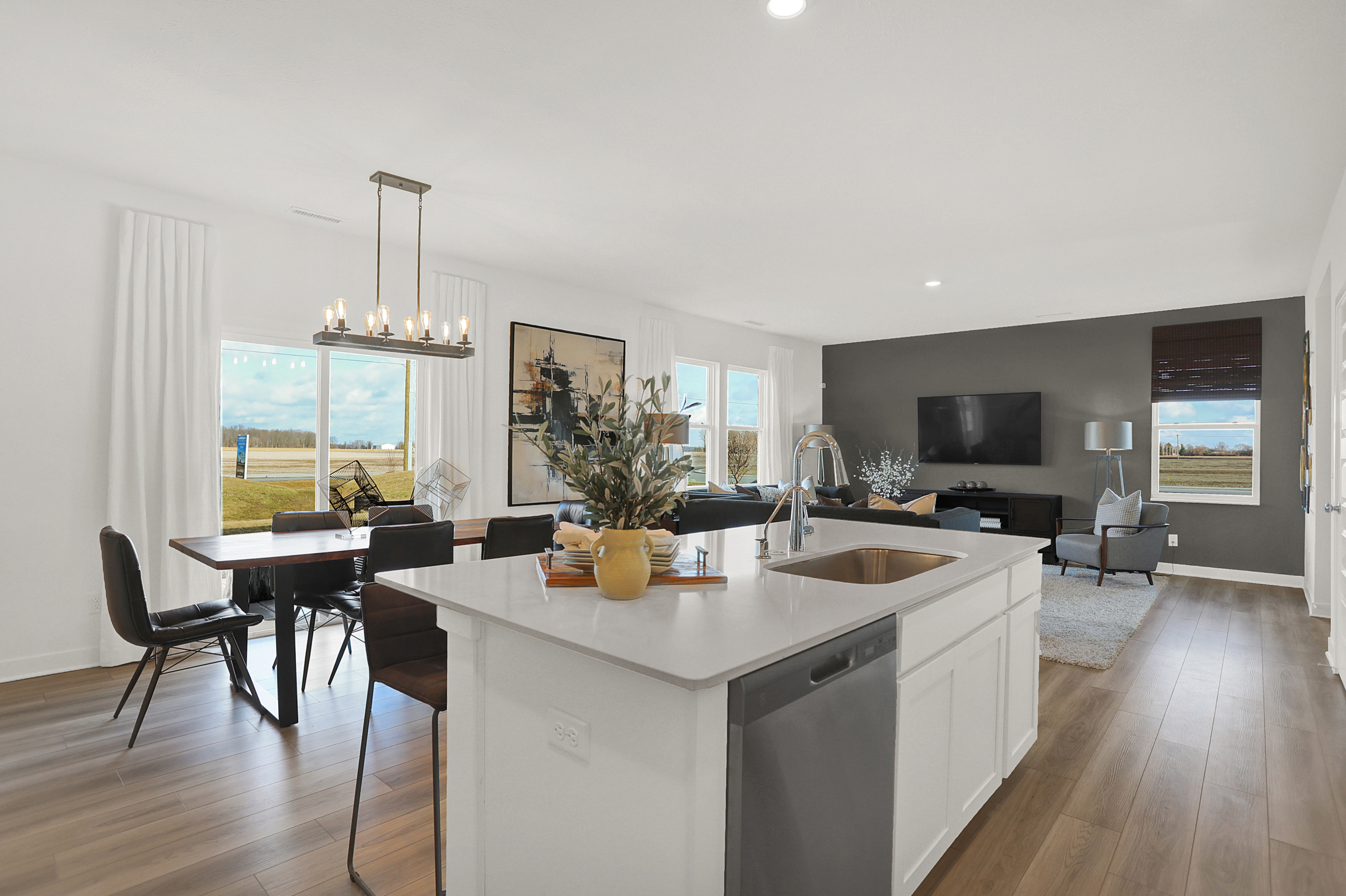 17348 Hanningfield Way