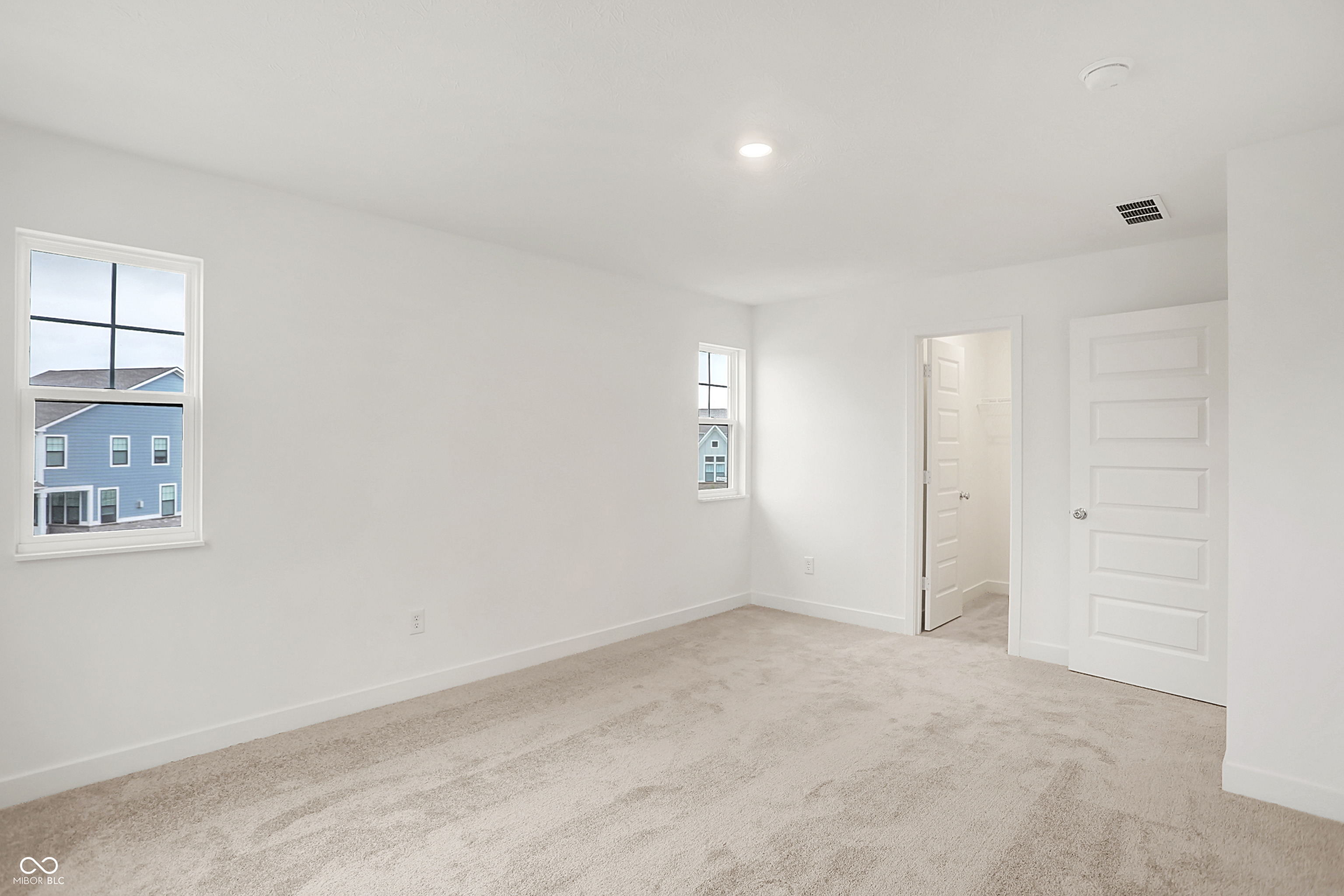 1400 Stonehaven Drive