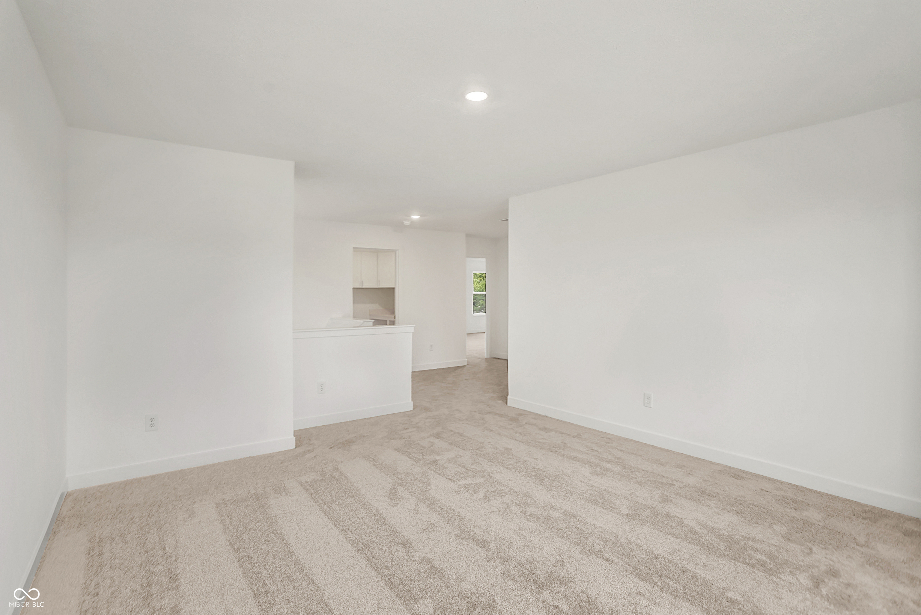 1400 Stonehaven Drive
