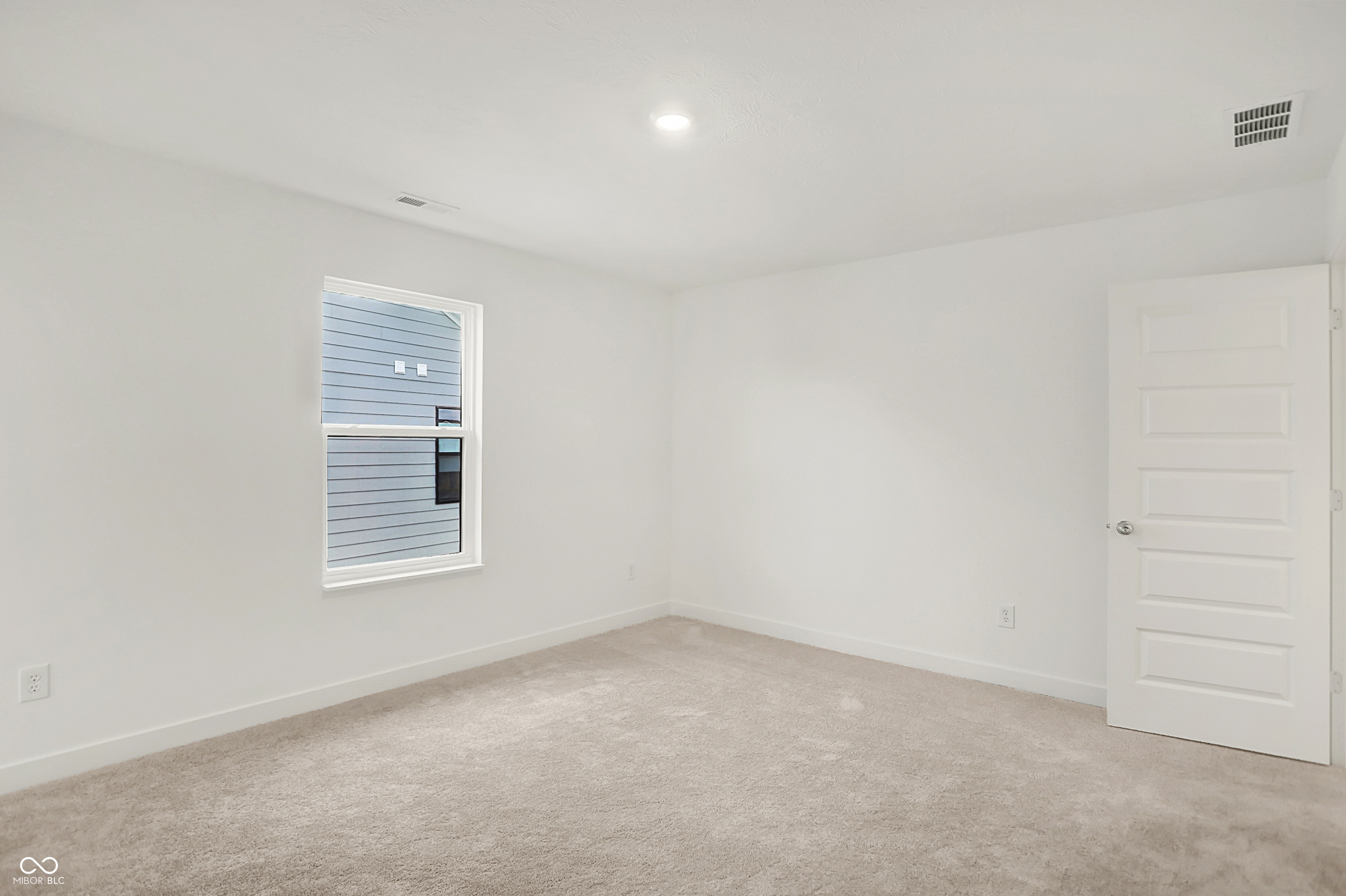 1400 Stonehaven Drive