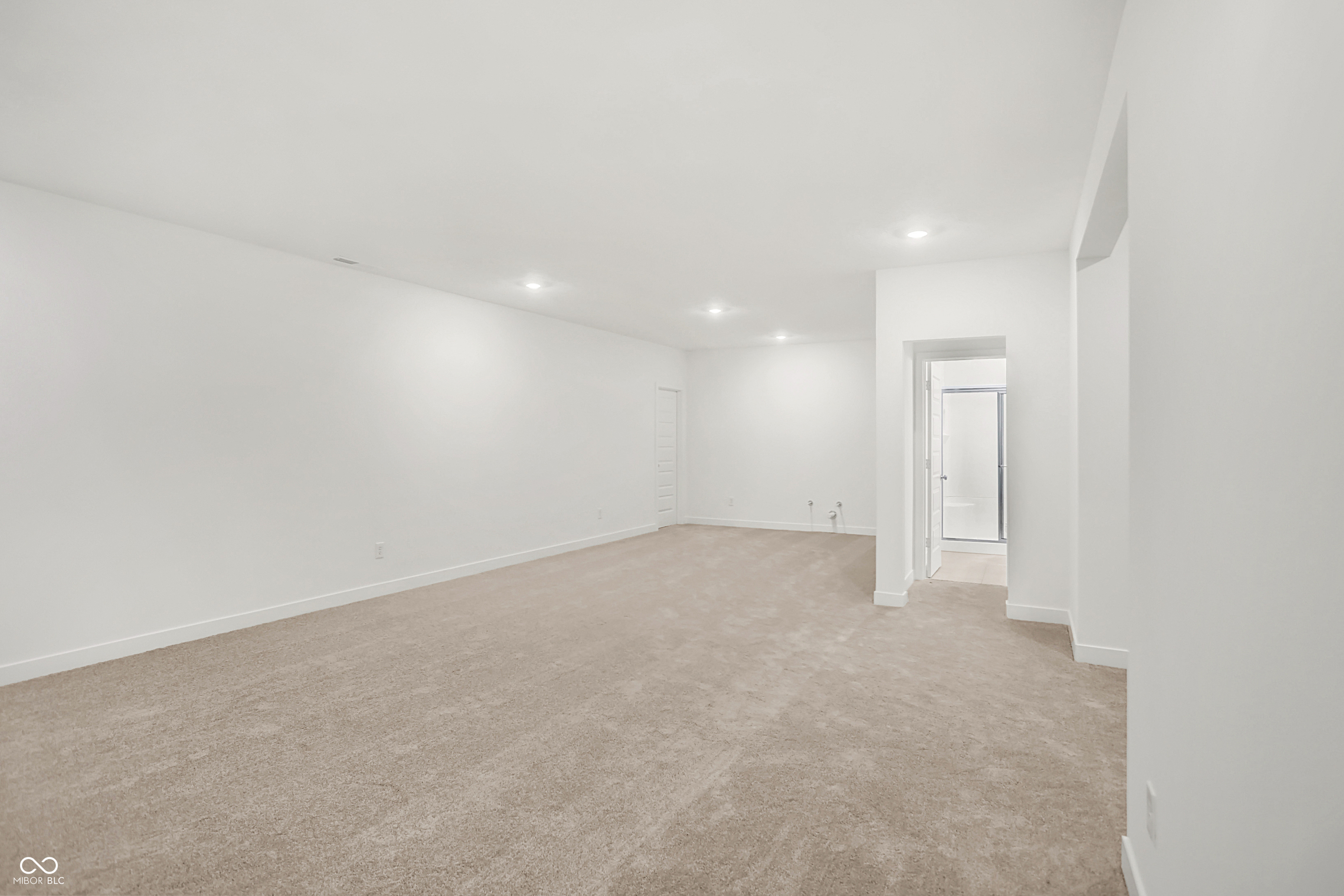 1400 Stonehaven Drive