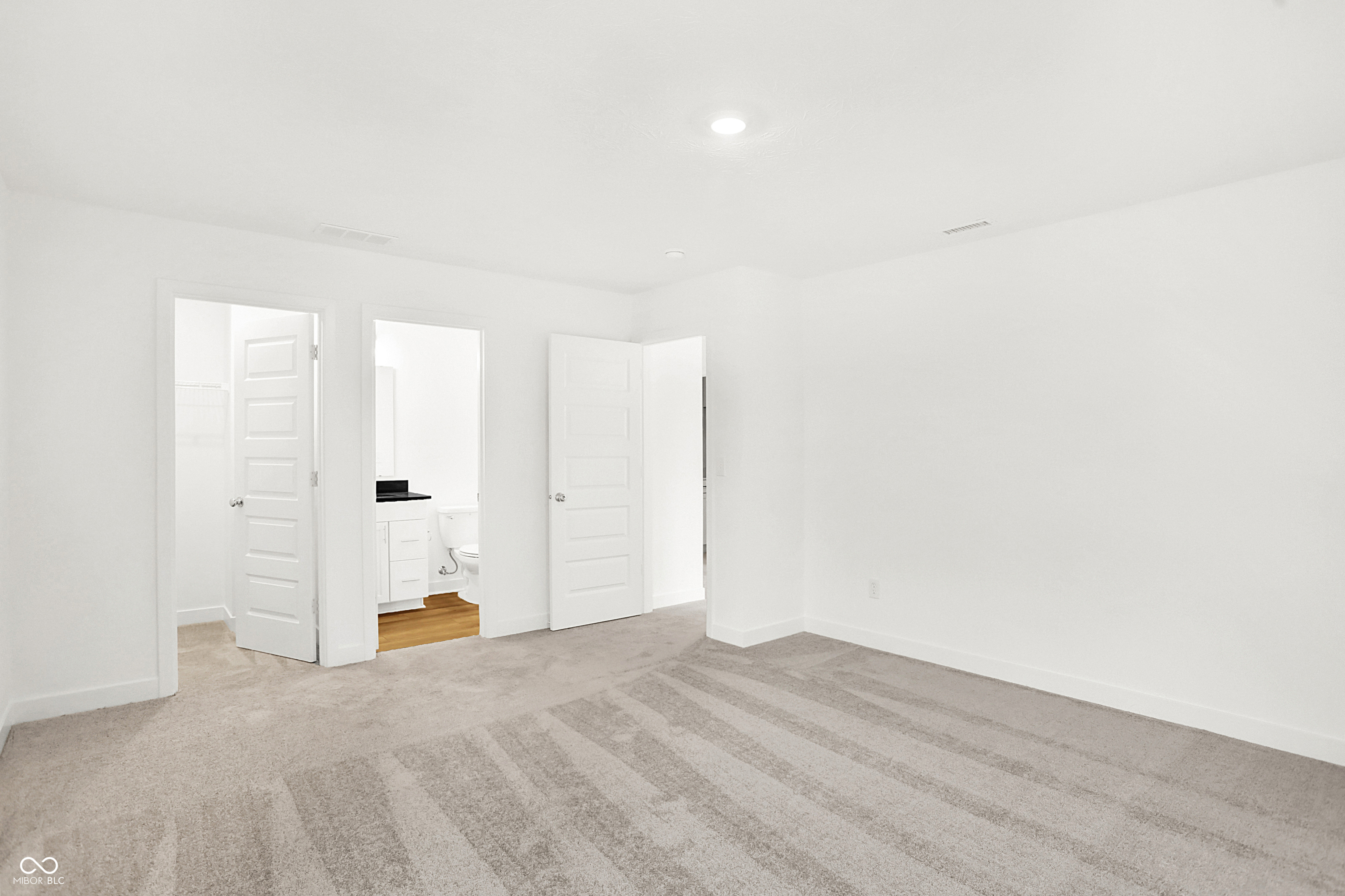 1430 Chatham Hills Boulevard