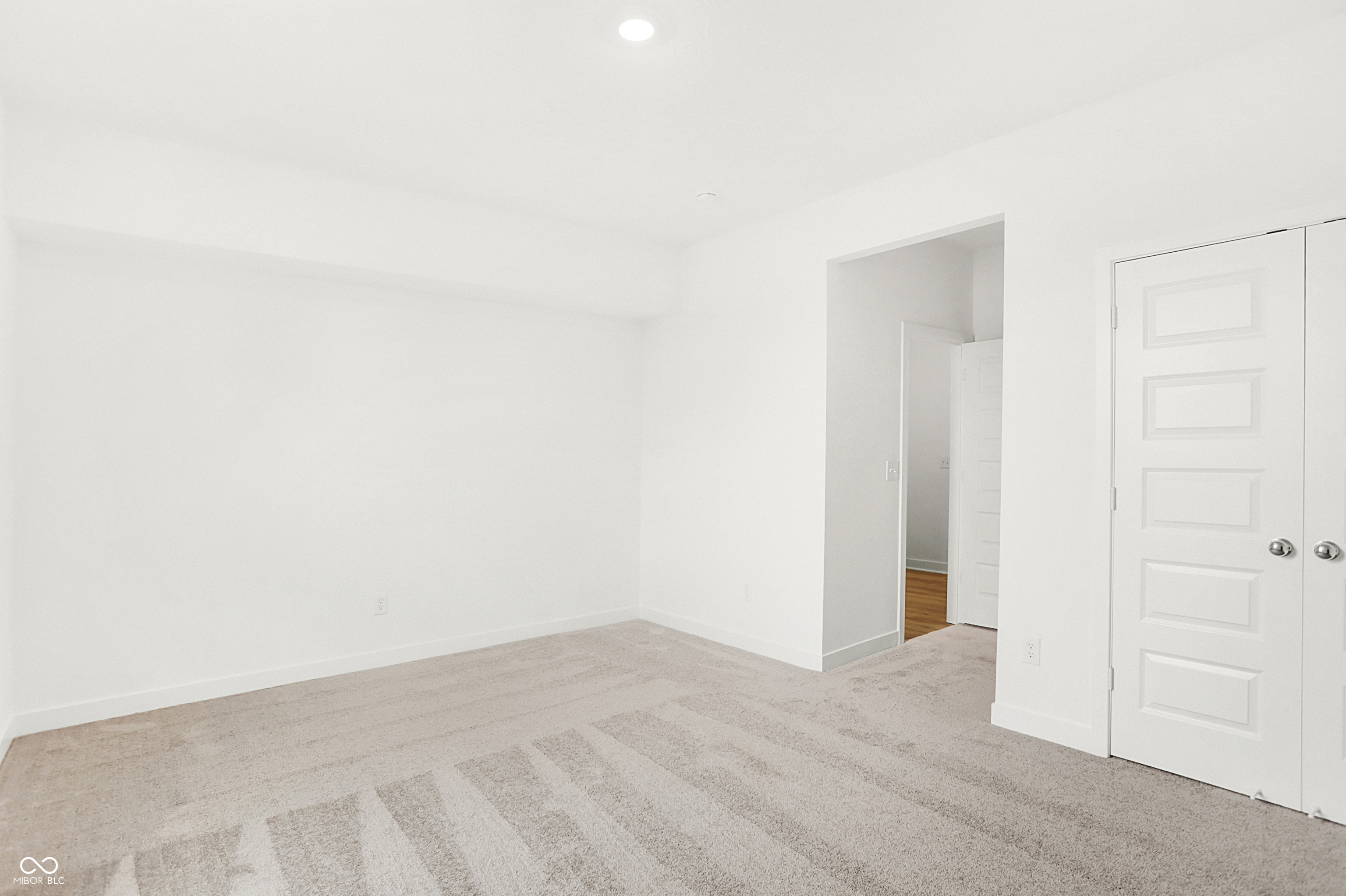 1430 Chatham Hills Boulevard